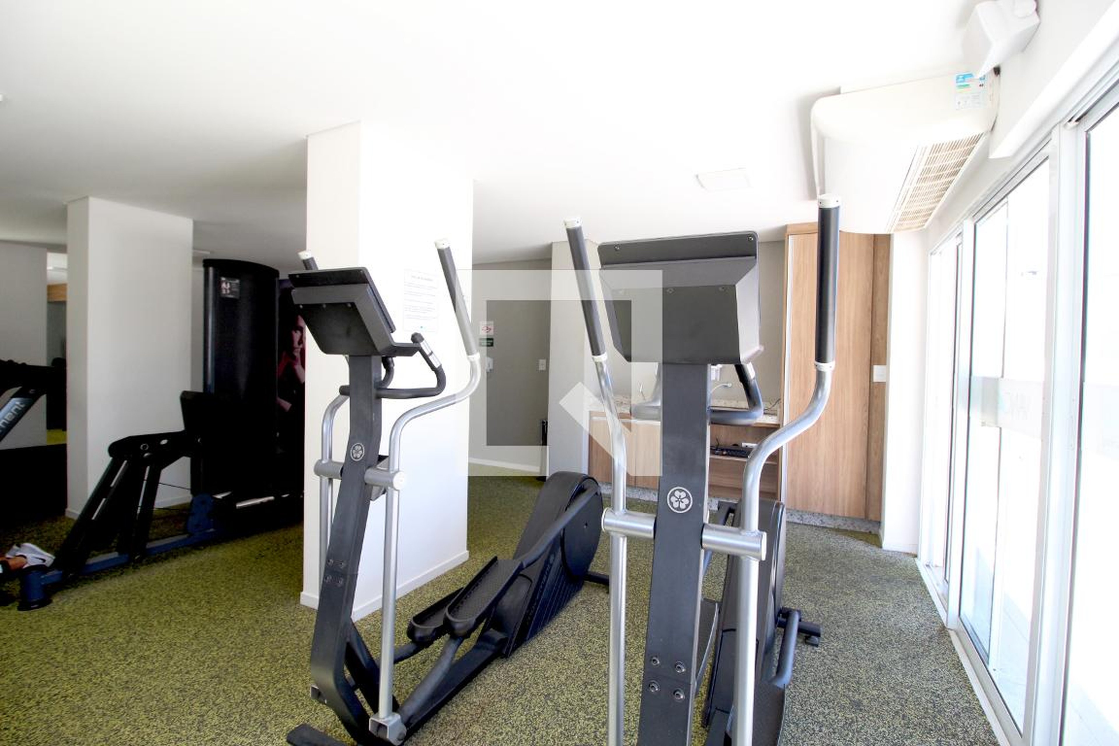 Academia - Vancouver Homes