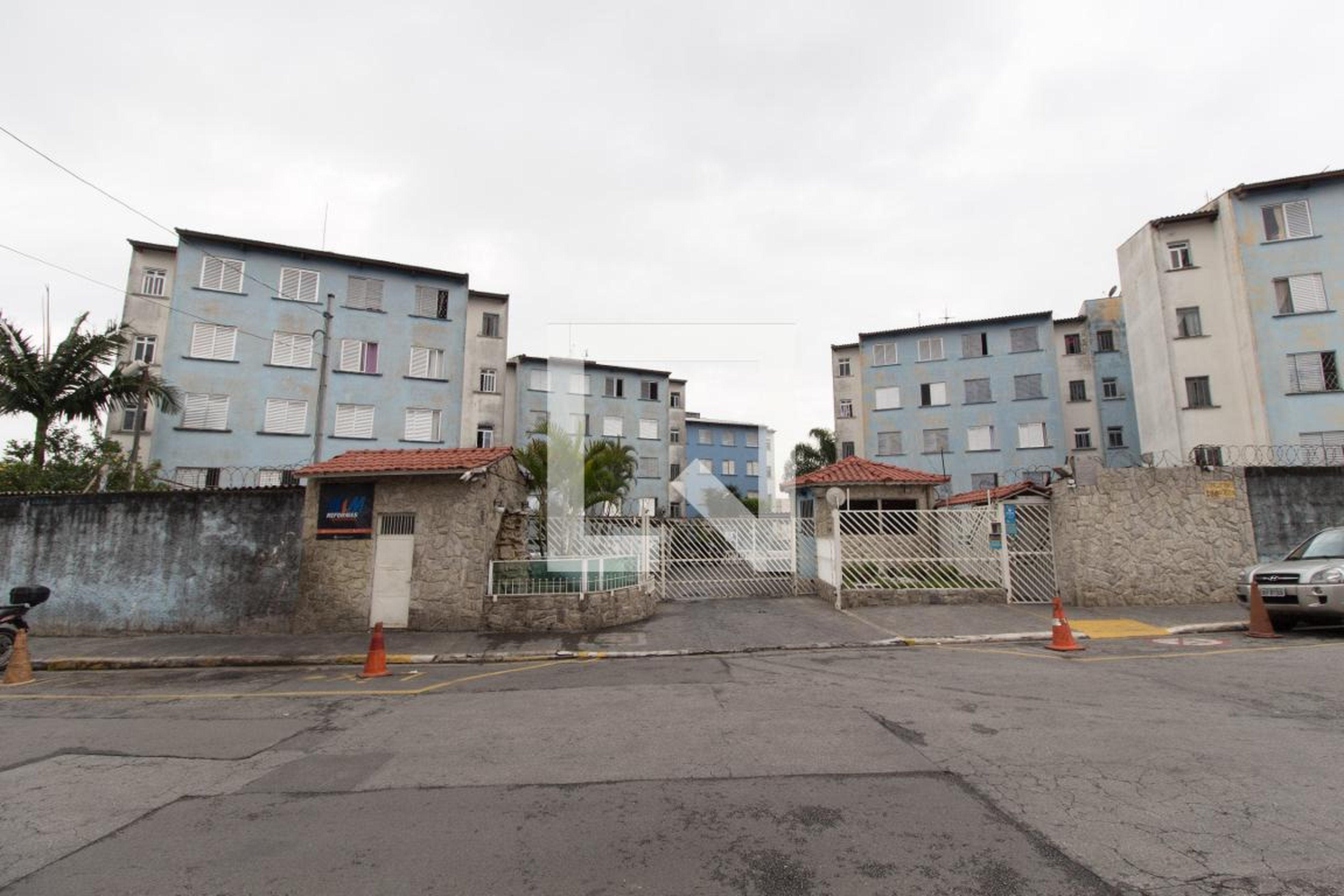 Fachada do Condomínio Condomínio Vitoria