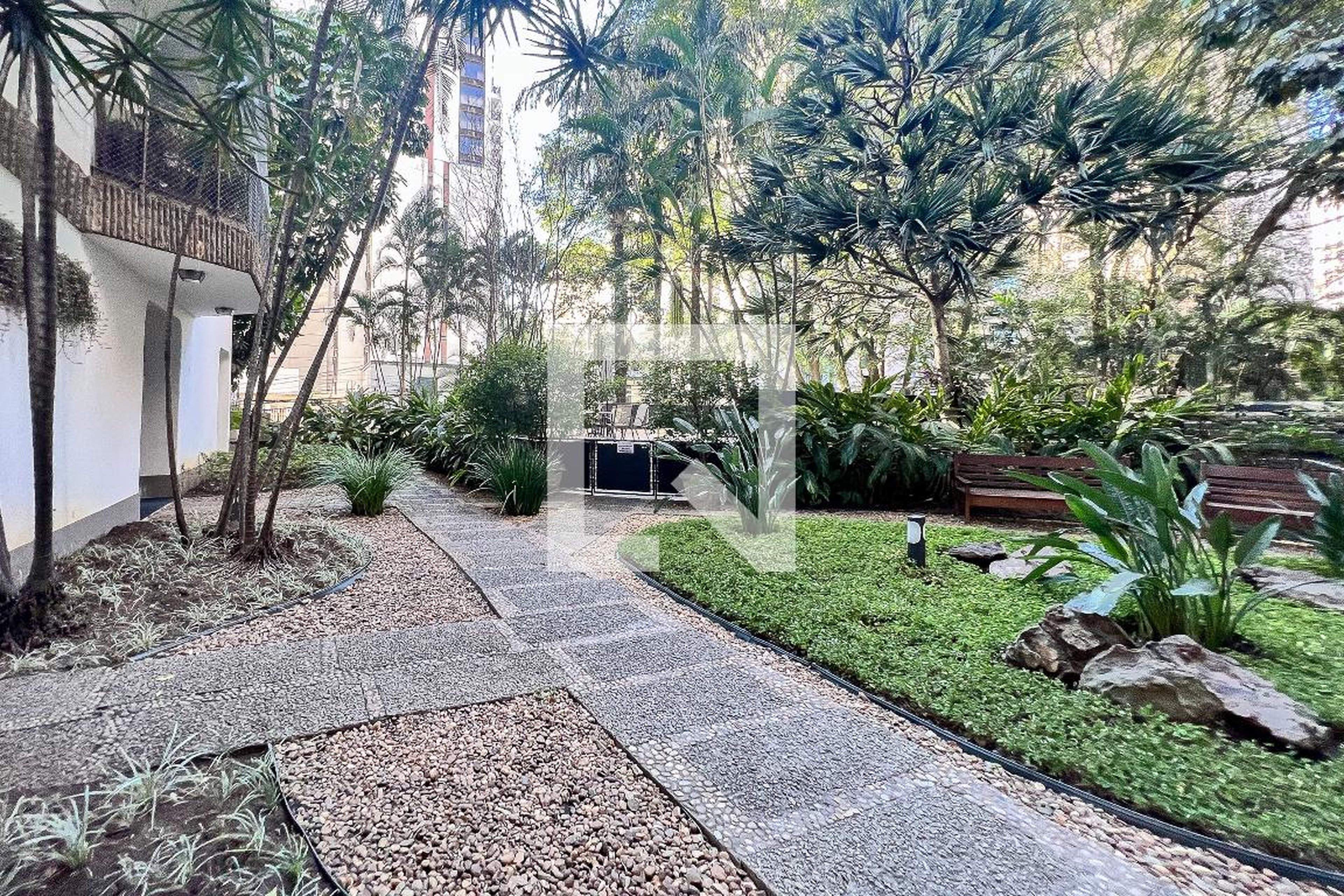 Área Externa - Queen Elizabeth