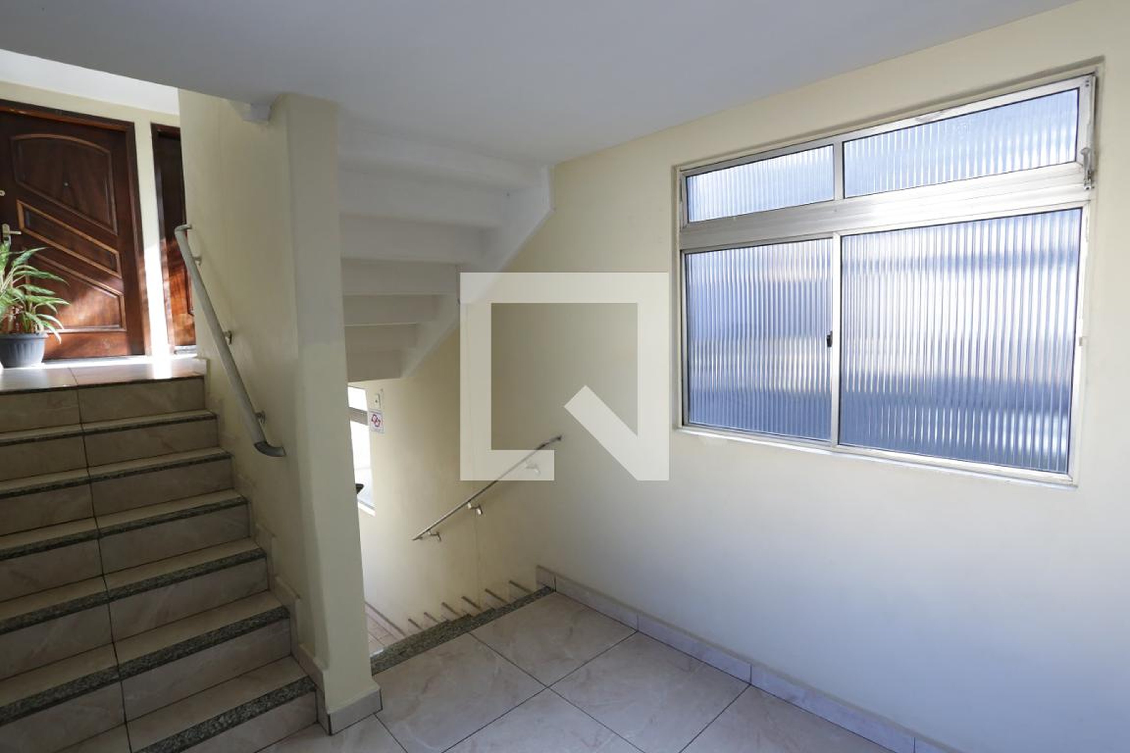 Hall de Entrada - Viterbo III