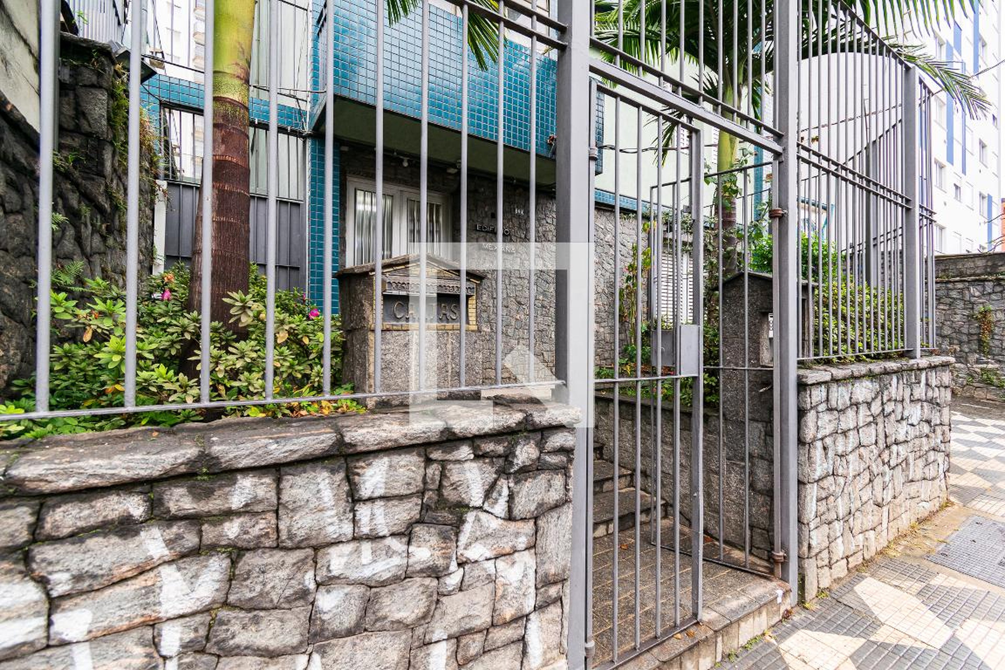 Fachada Condomínio em Avenida Doutor Hugo Beolchi, 660