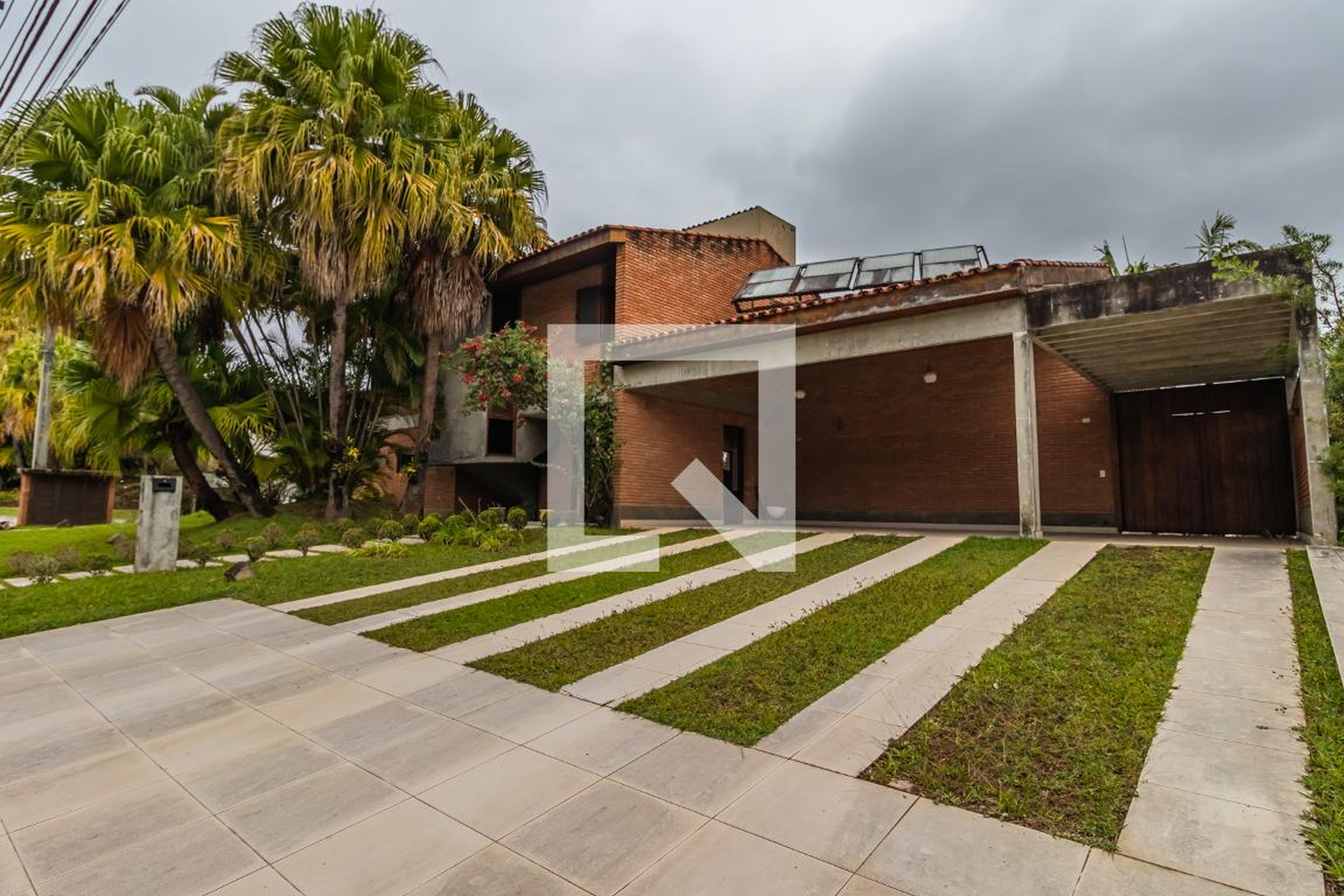 Fachada Condomínio Alphaville Residencial 2