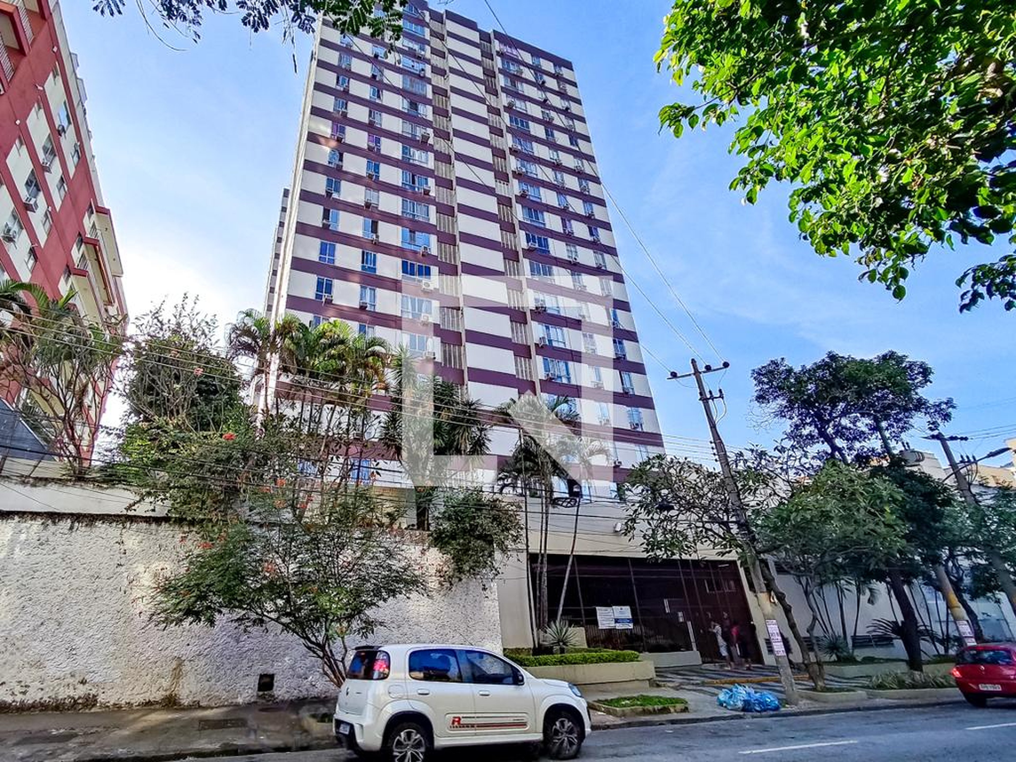 Fachada do Prédio Edifício S Rosas e Tulipas