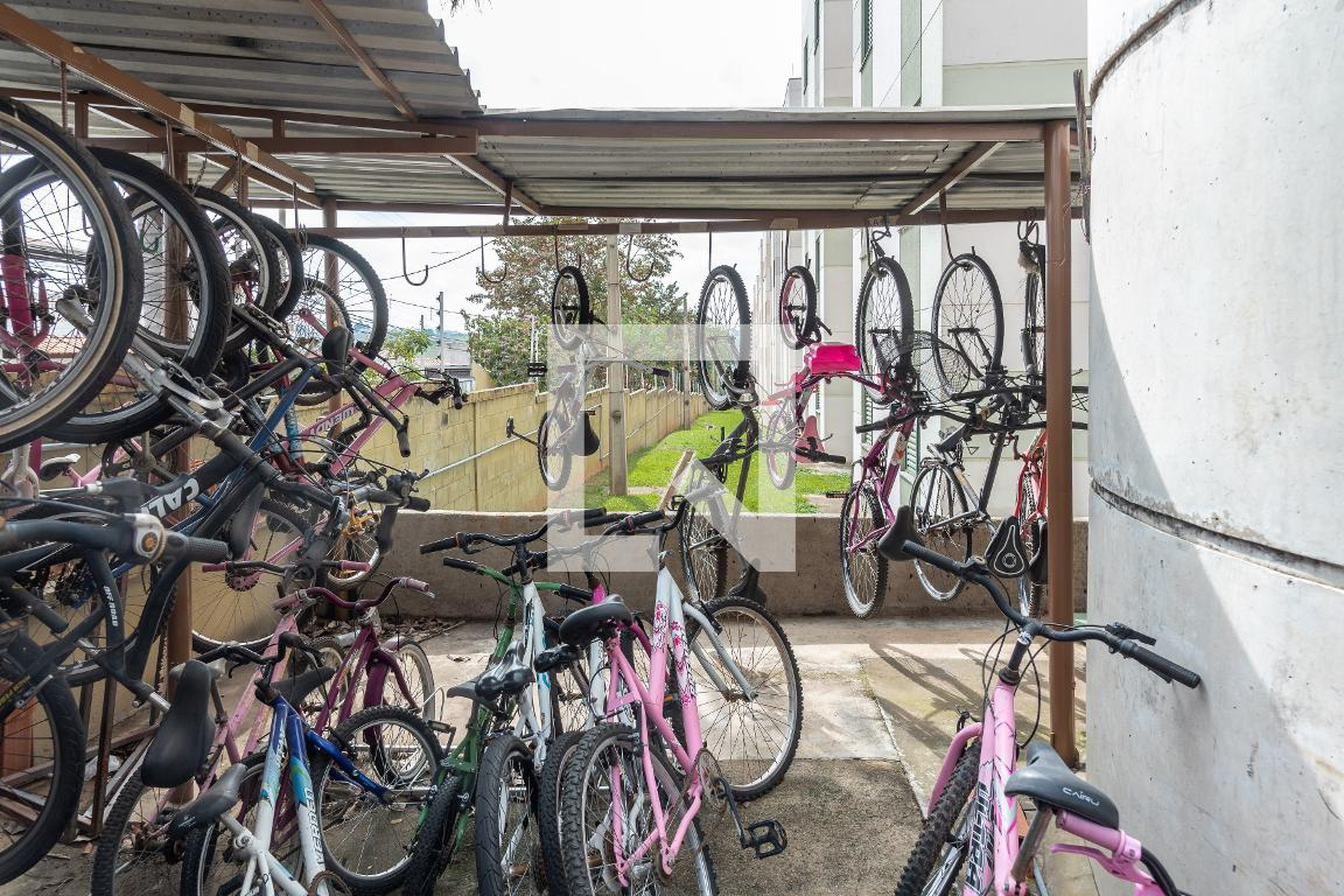 Bicicletário - Villa Colorado I