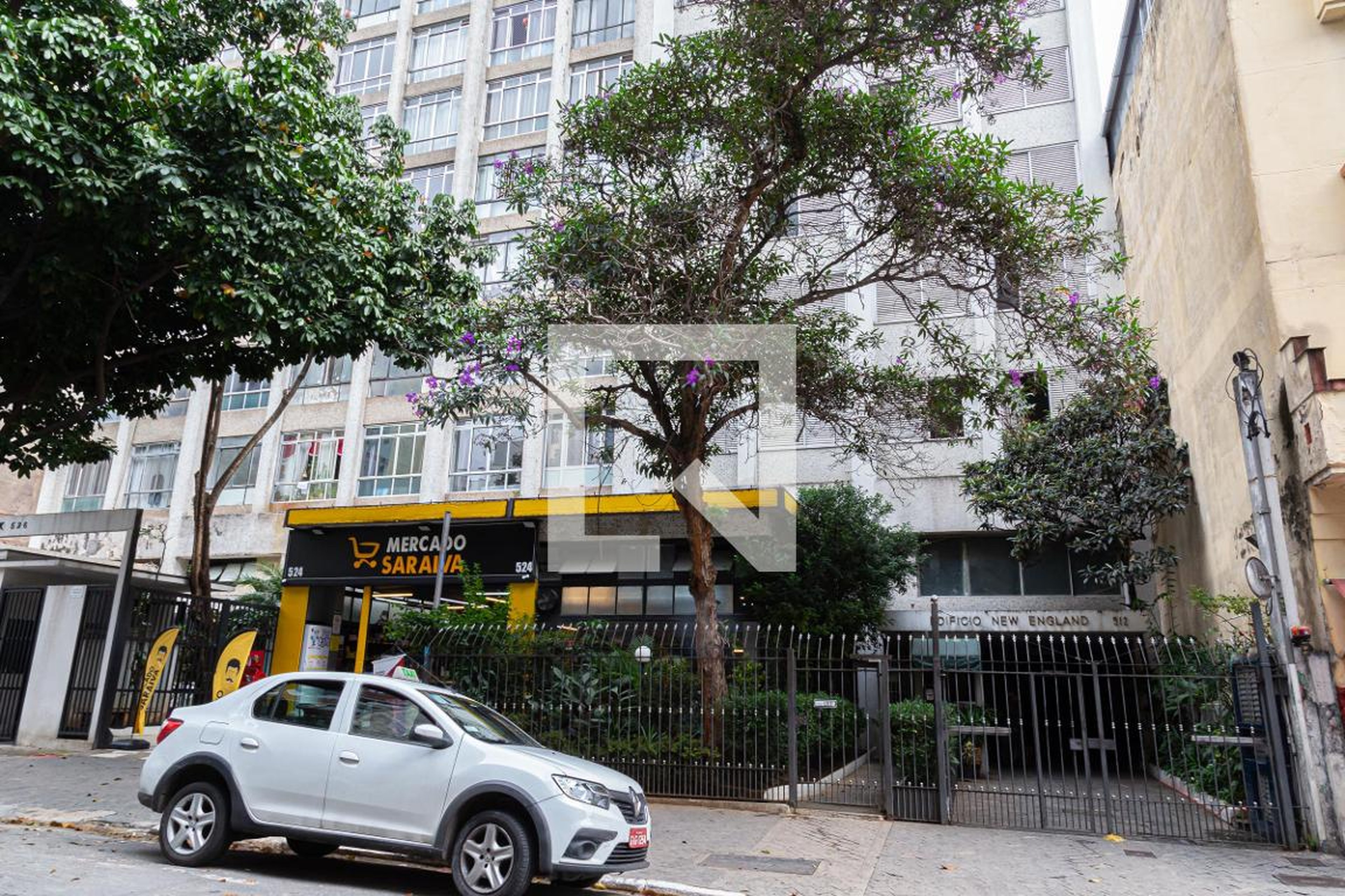 Fachada do Condomínio Condomínio New England