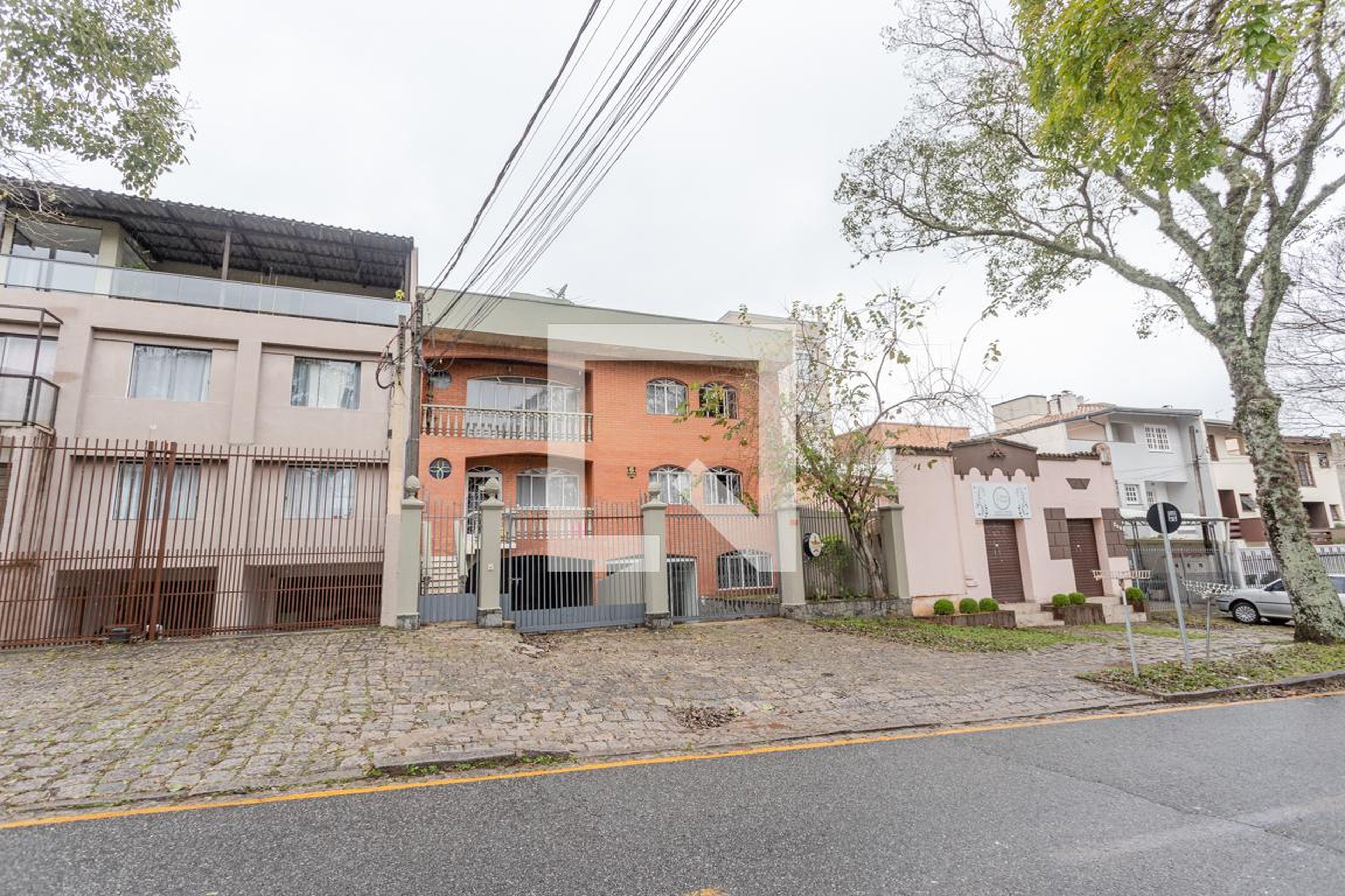 Fachada Condomínio em Rua Fernandes de Barros, 688