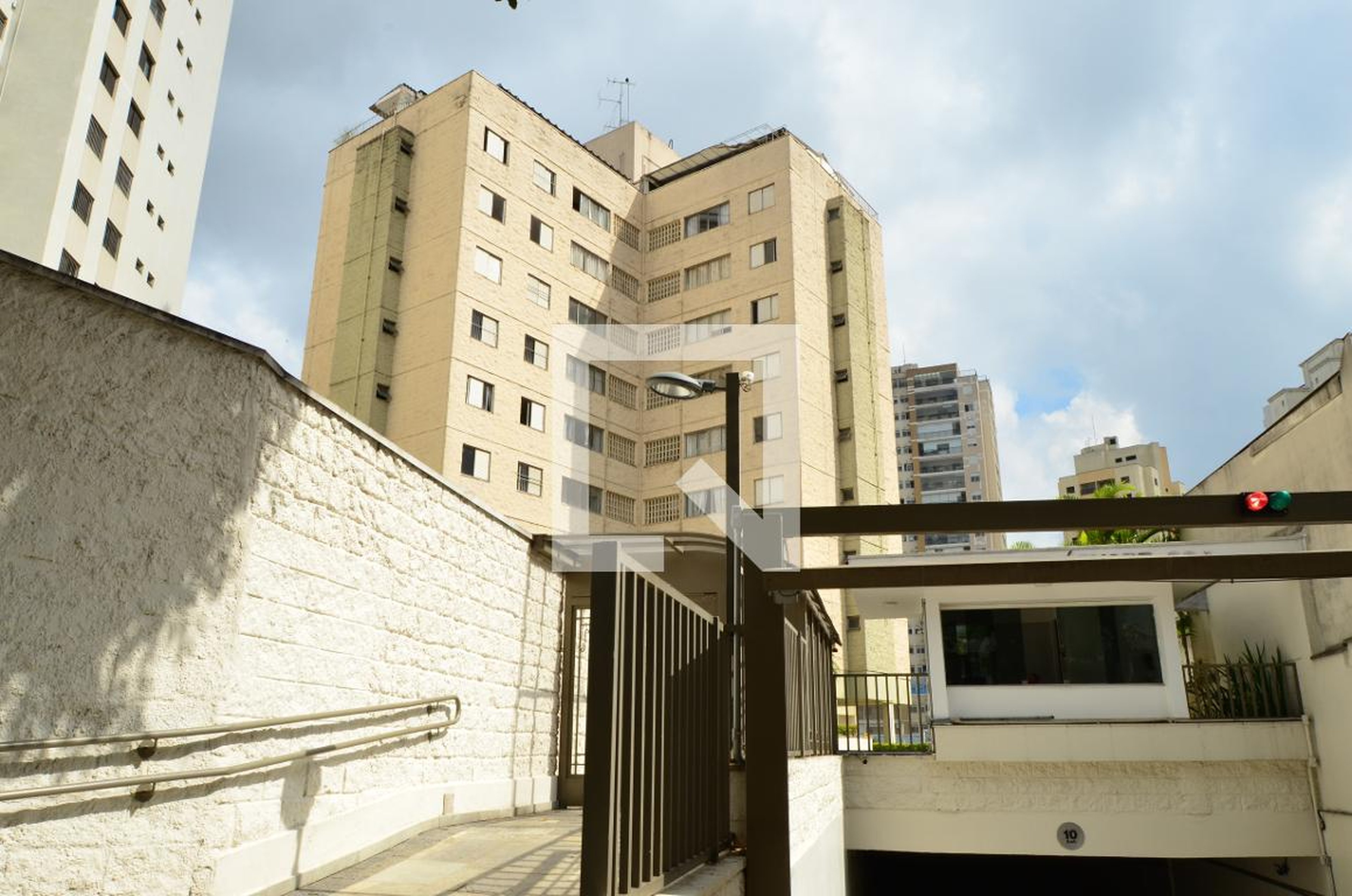 Fachada do Prédio Condomínio Morada da Árvore