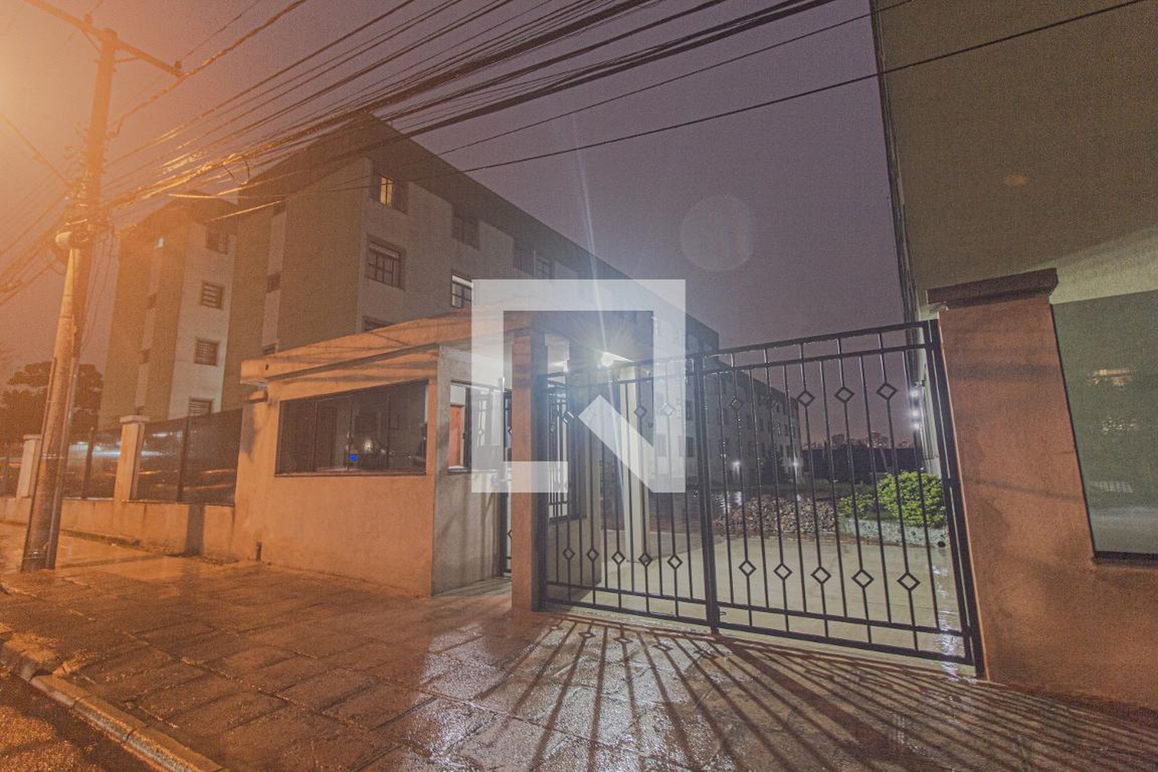 Fachada do Condomínio Condomínio em Rua Solimões, 1787