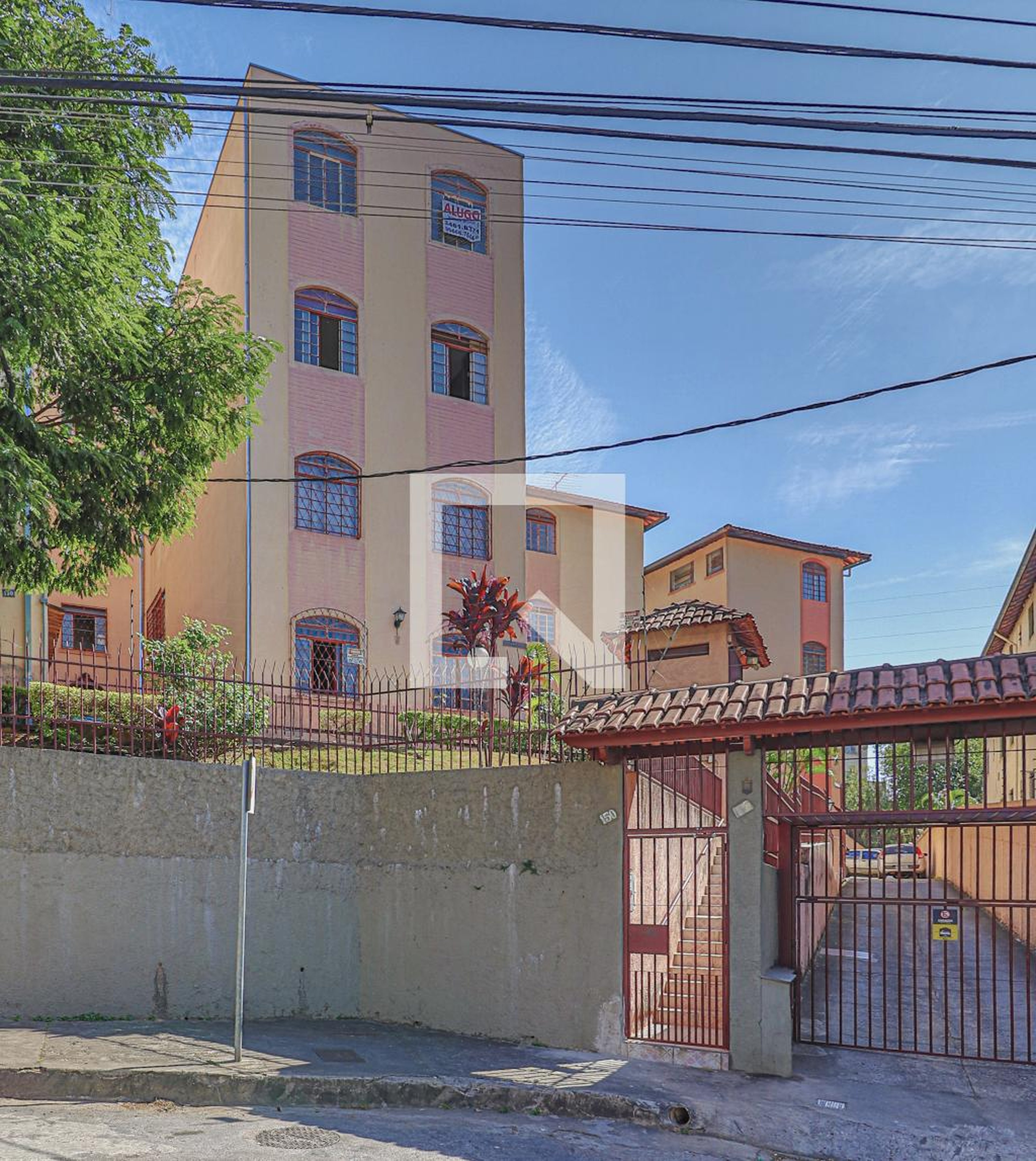 Fachada do Condomínio Edifício João Vitor