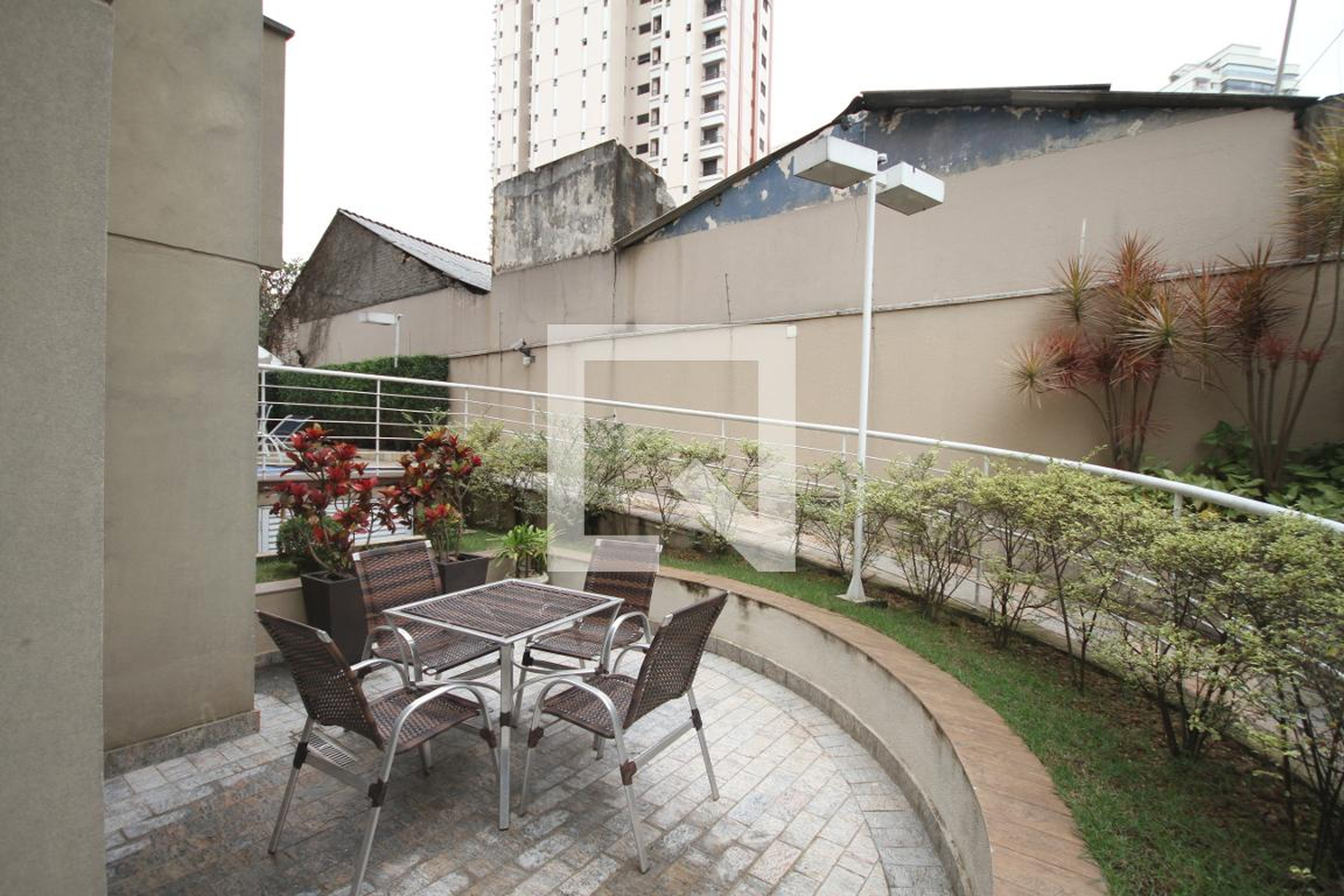 Área comum - Roumanos