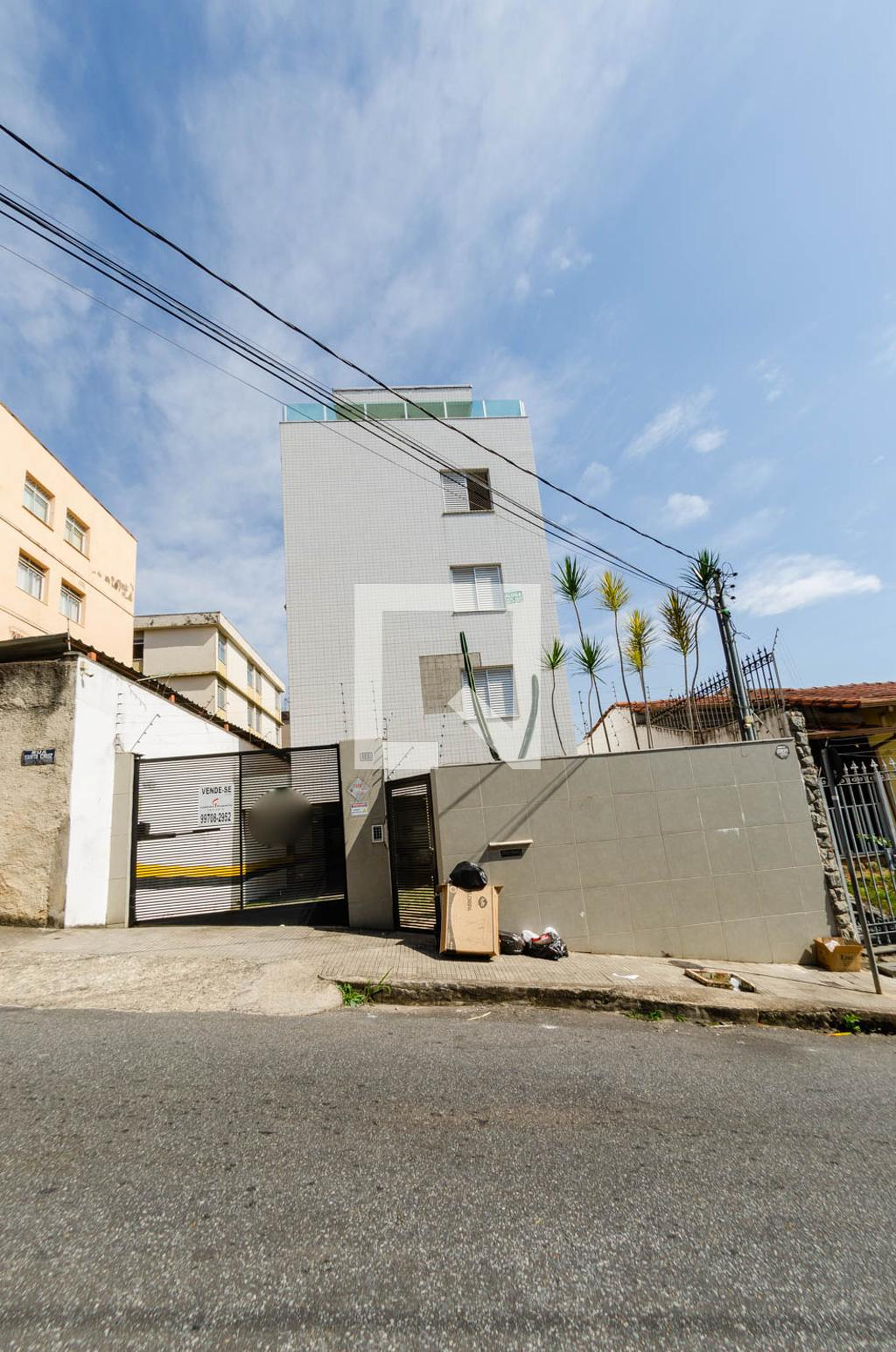 Fachada Condomínio em Rua Santa Cruz, 128