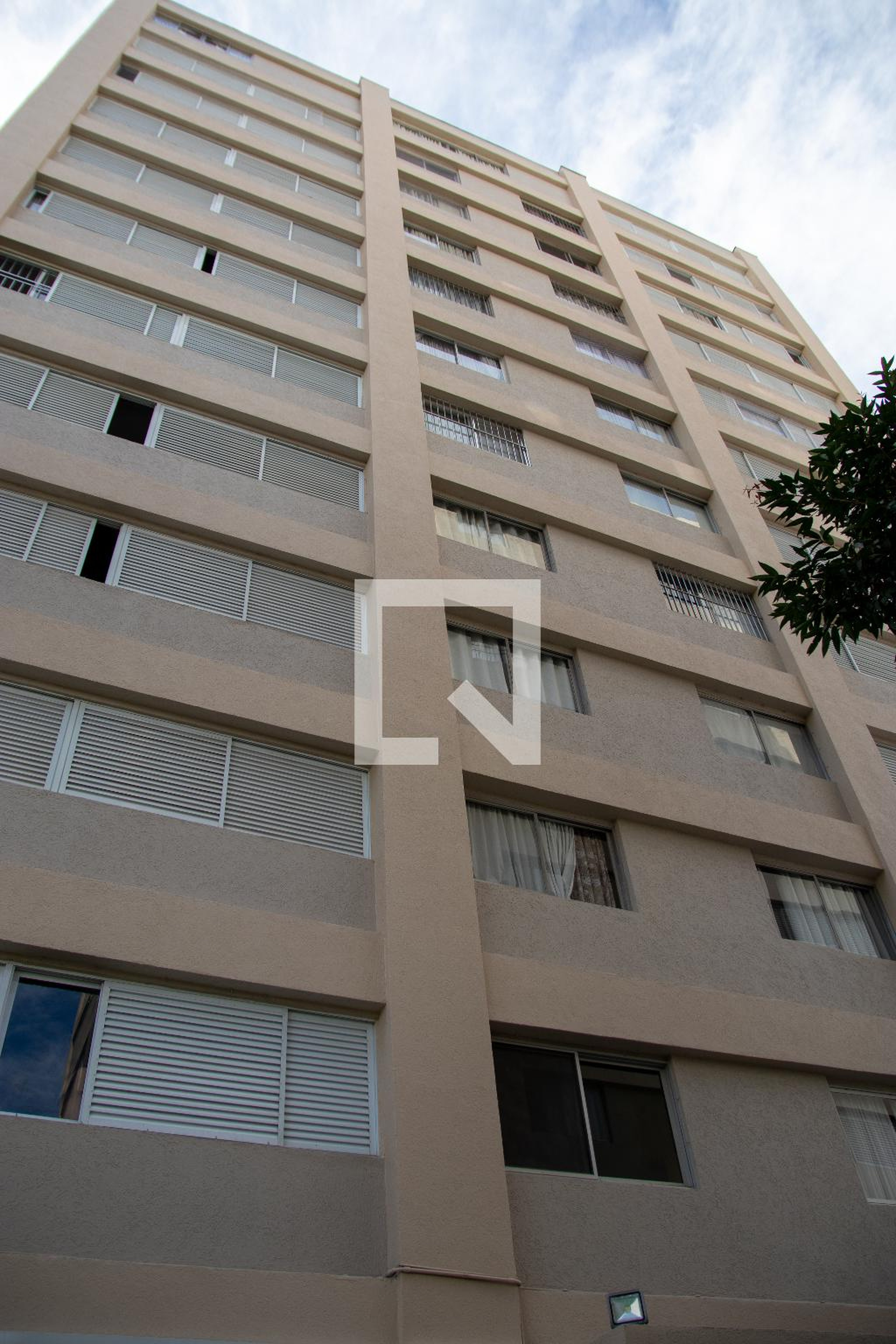 Fachada do Condomínio Condomínio Chico Pontes