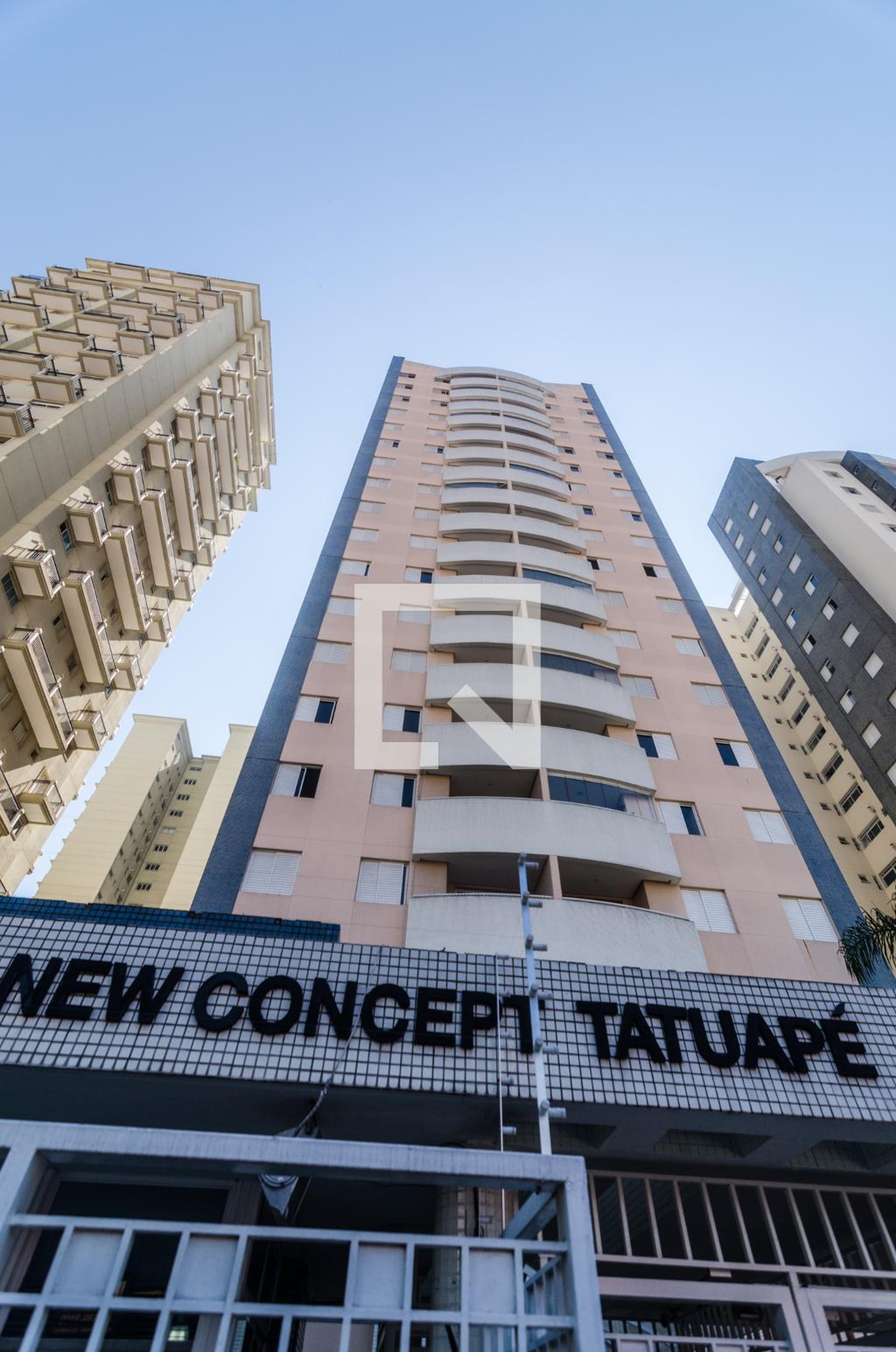 Fachada do Condomínio Condomínio New Concept Tatuape