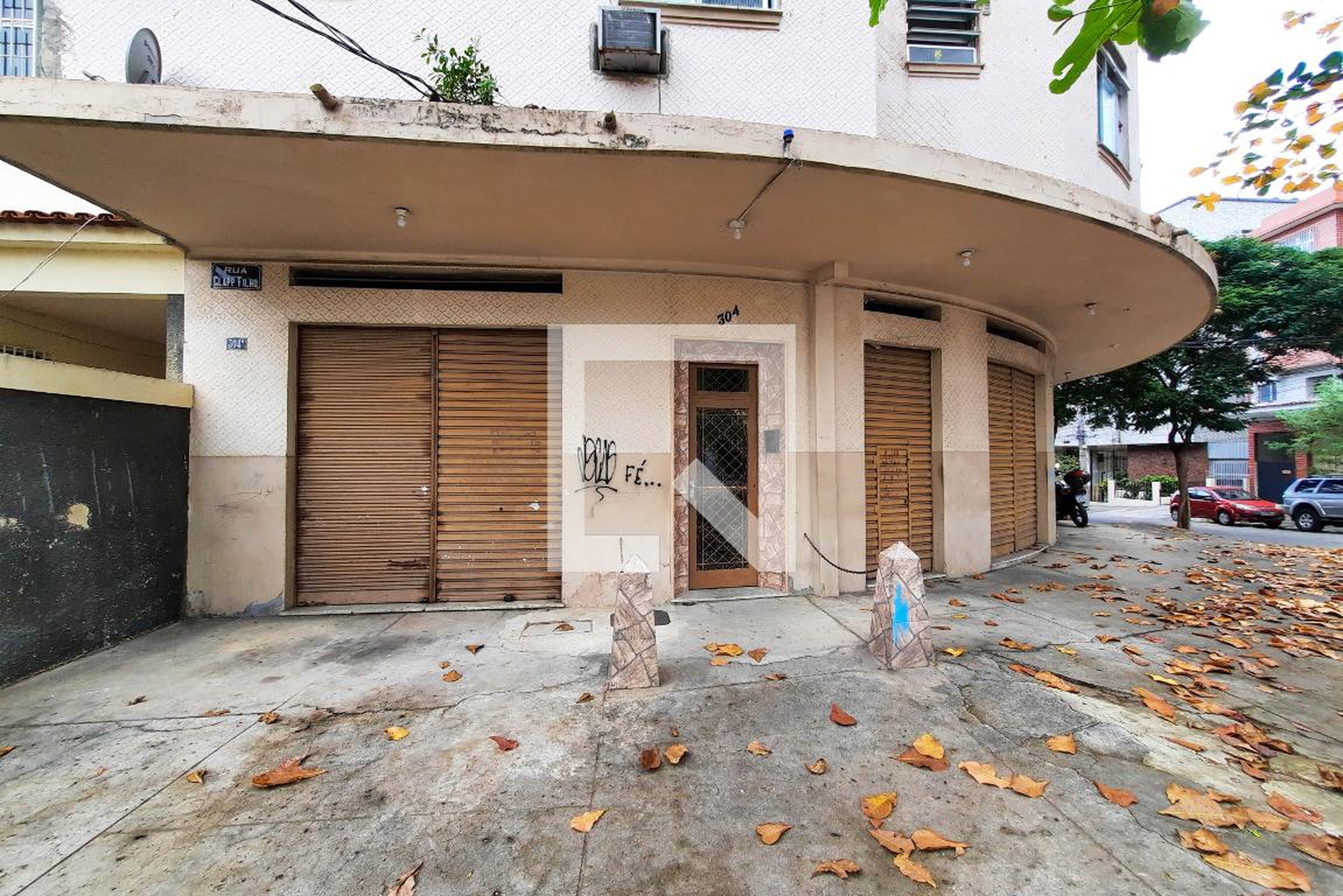 Fachada Condomínio em Rua Clapp Filho, 304