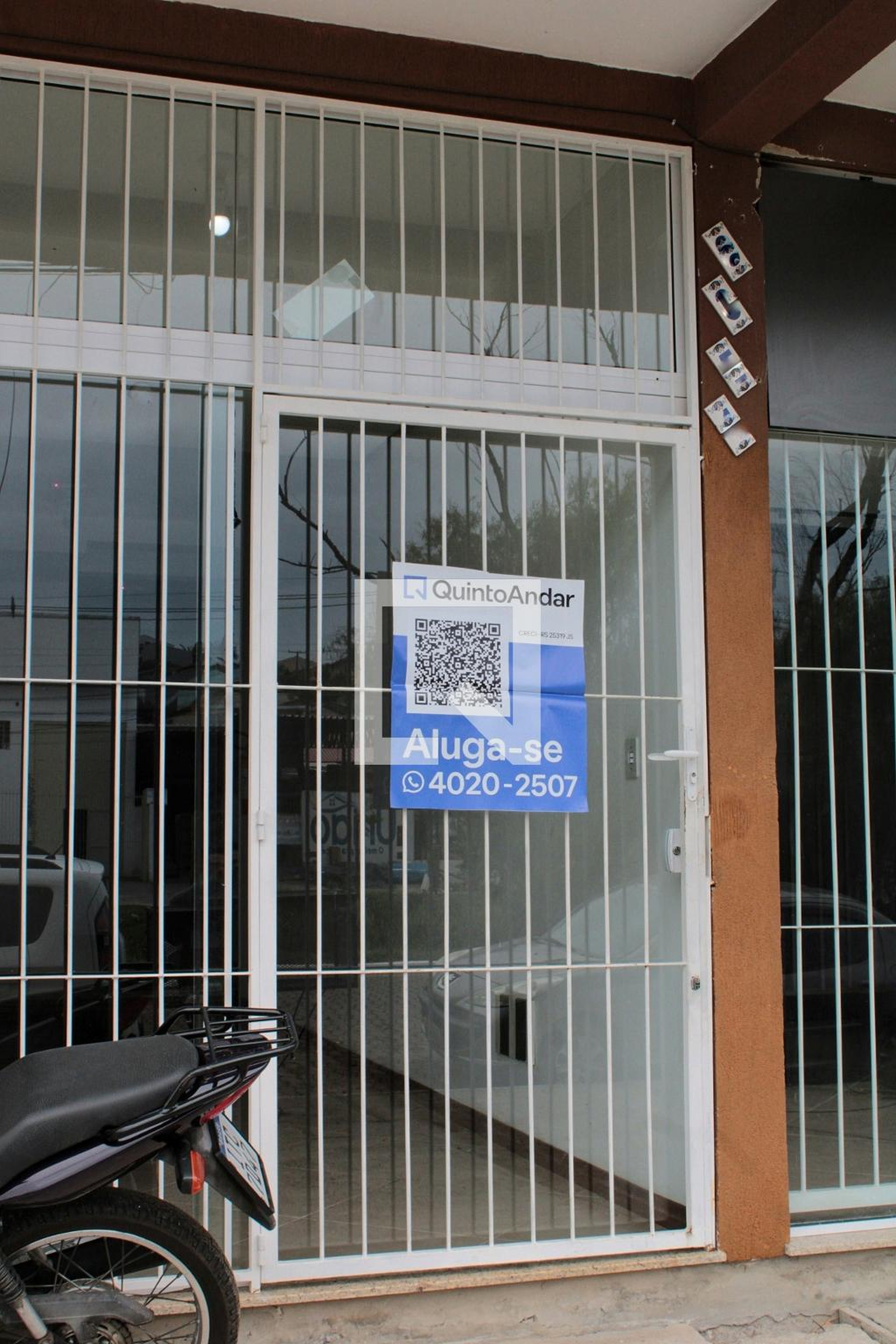 Fachada do Prédio Condomínio em Avenida Zero Hora, 1539
