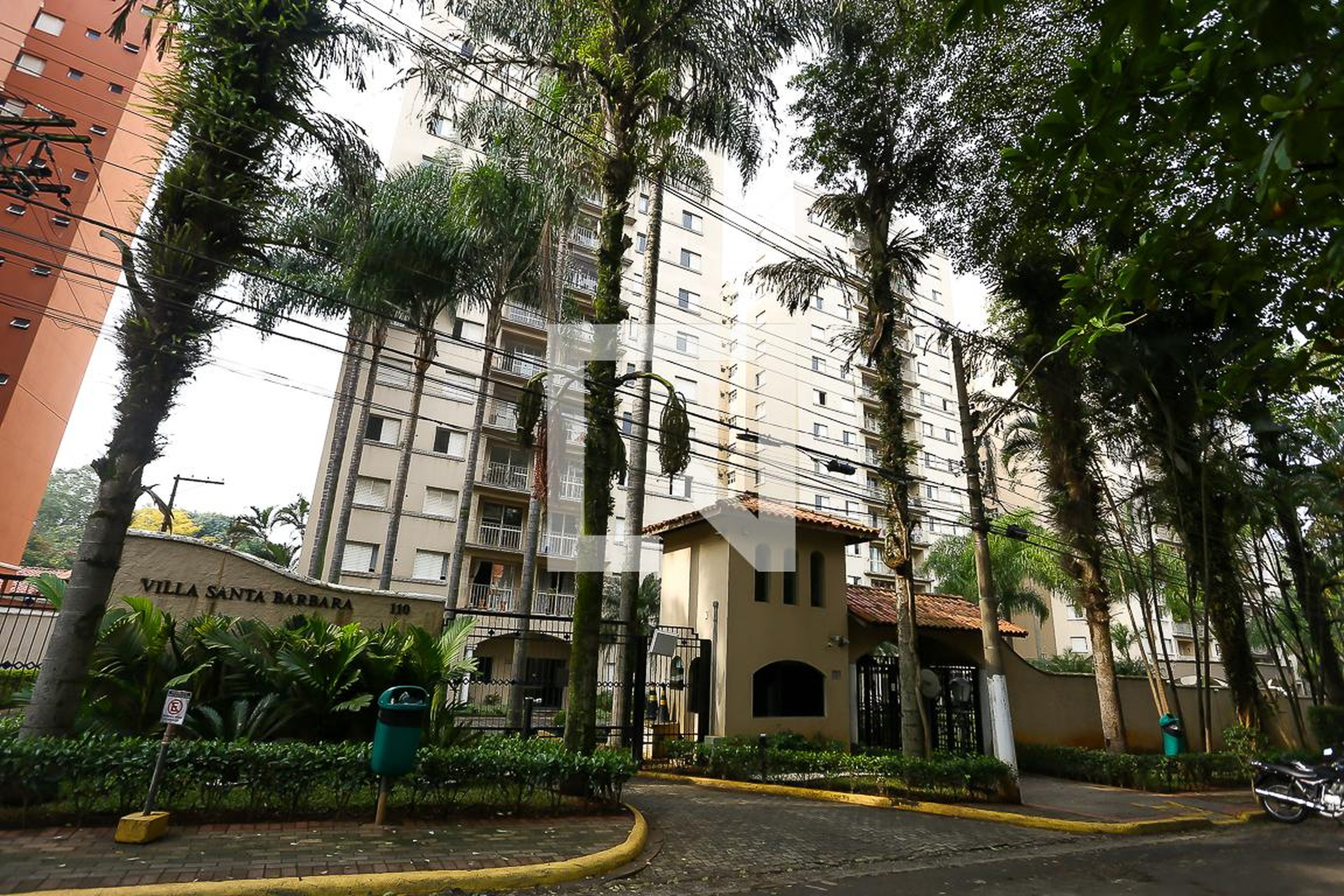 Fachada do Condomínio Condomínio Villa Santa Barbara
