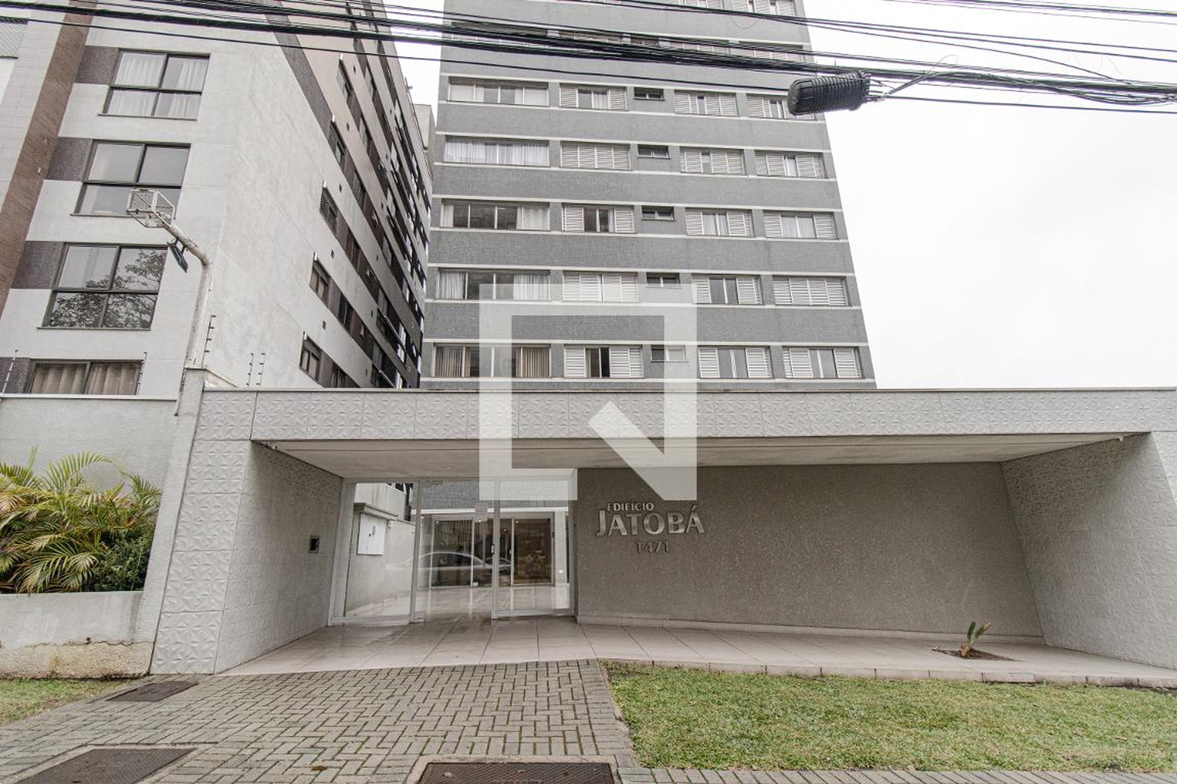 Fachada do Condomínio Edifício Jatobá