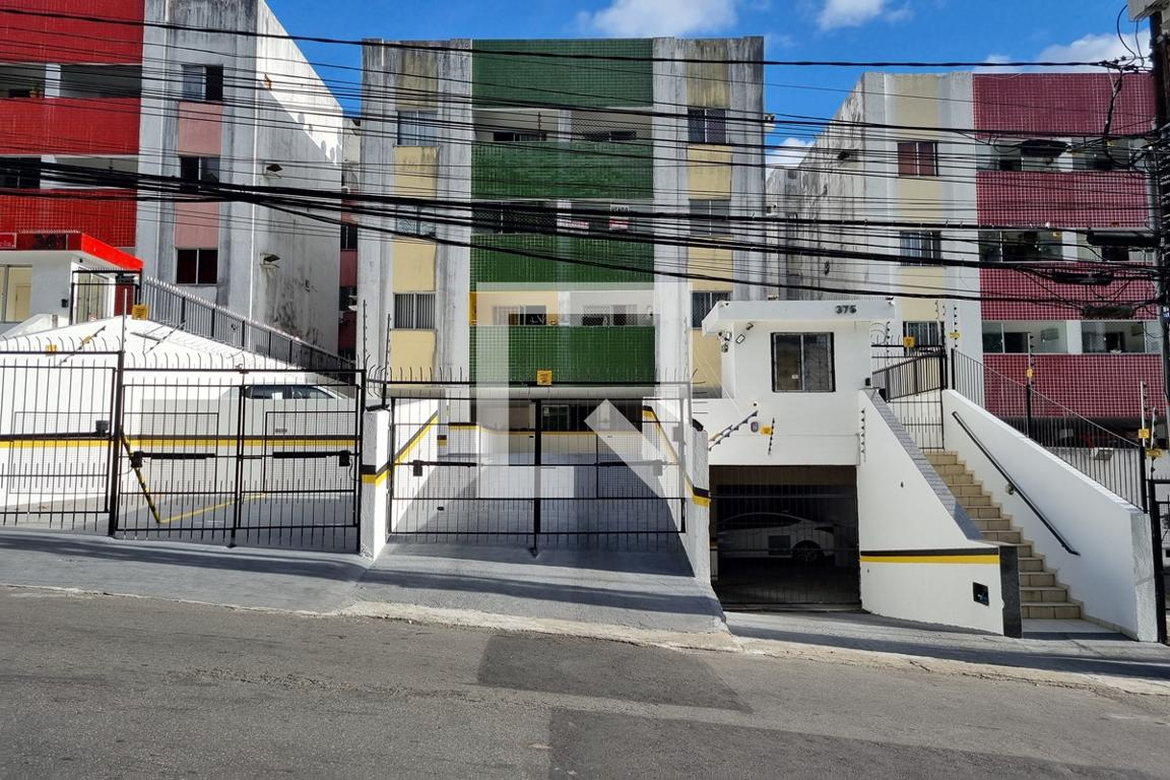 Fachada Edifício Porto das Rochas