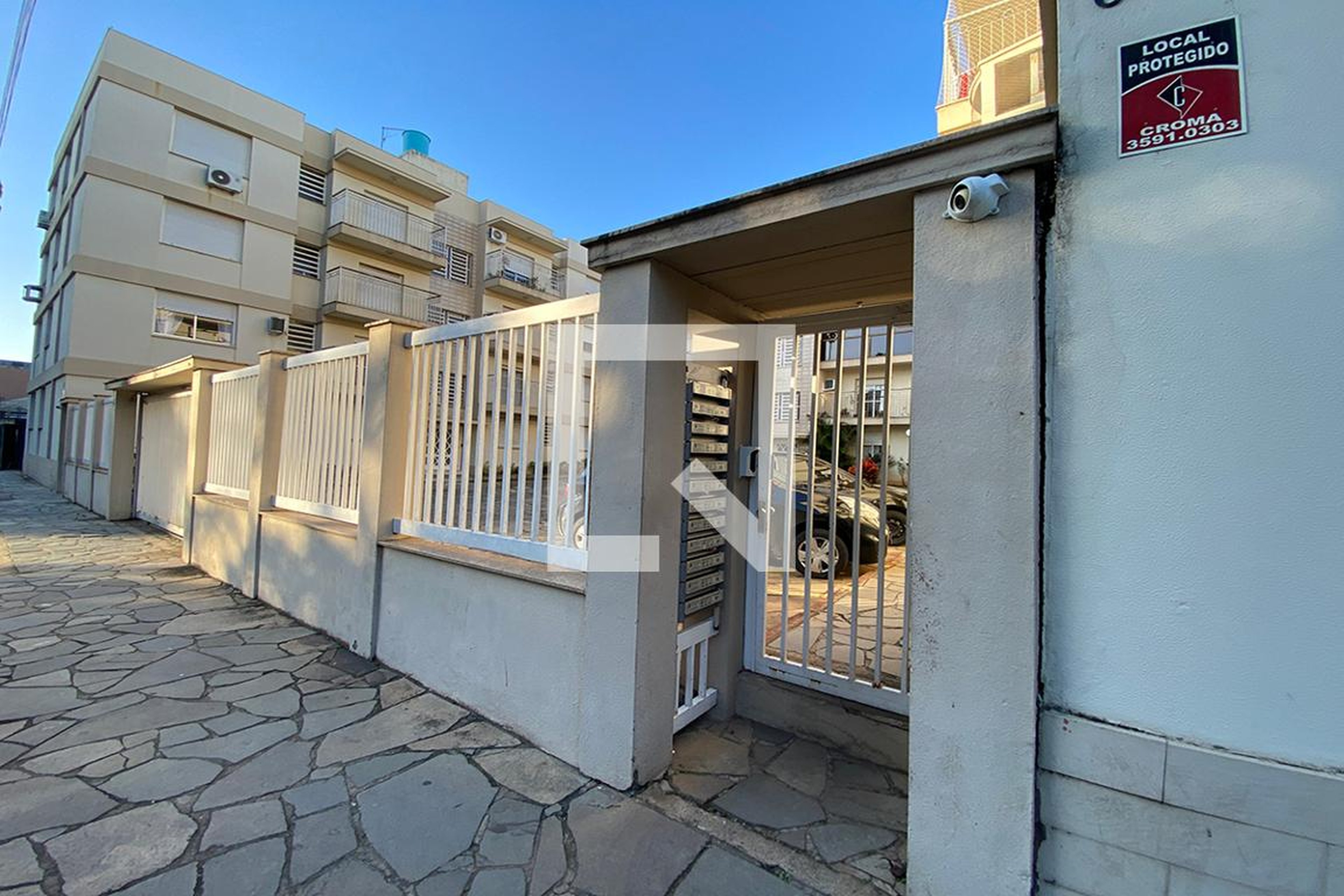 Fachada do Condomínio Condomínio em Rua José Bonifácio, 666