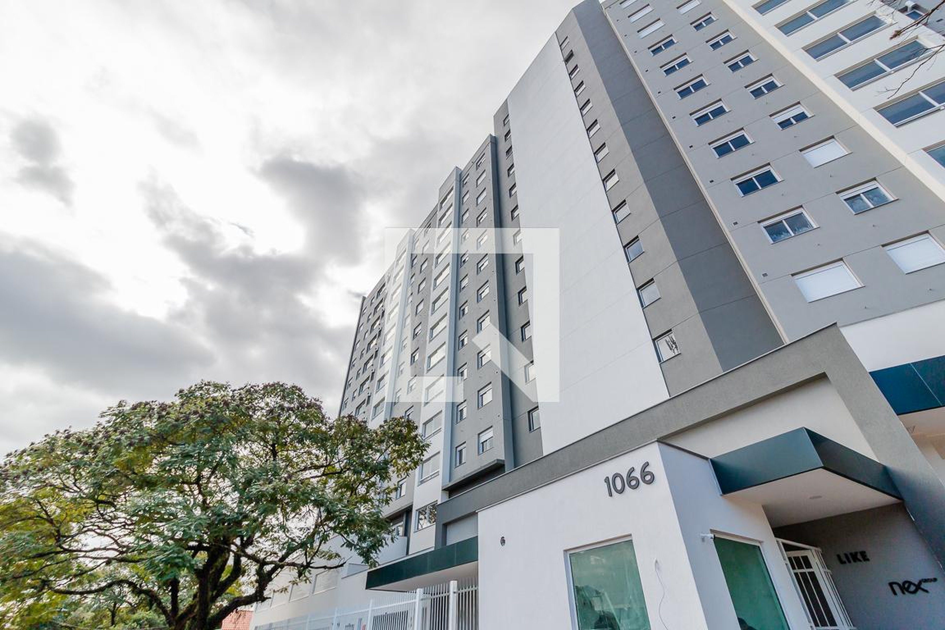 Fachada Condomínio em Rua Capitão Pedro Werlang, 6400