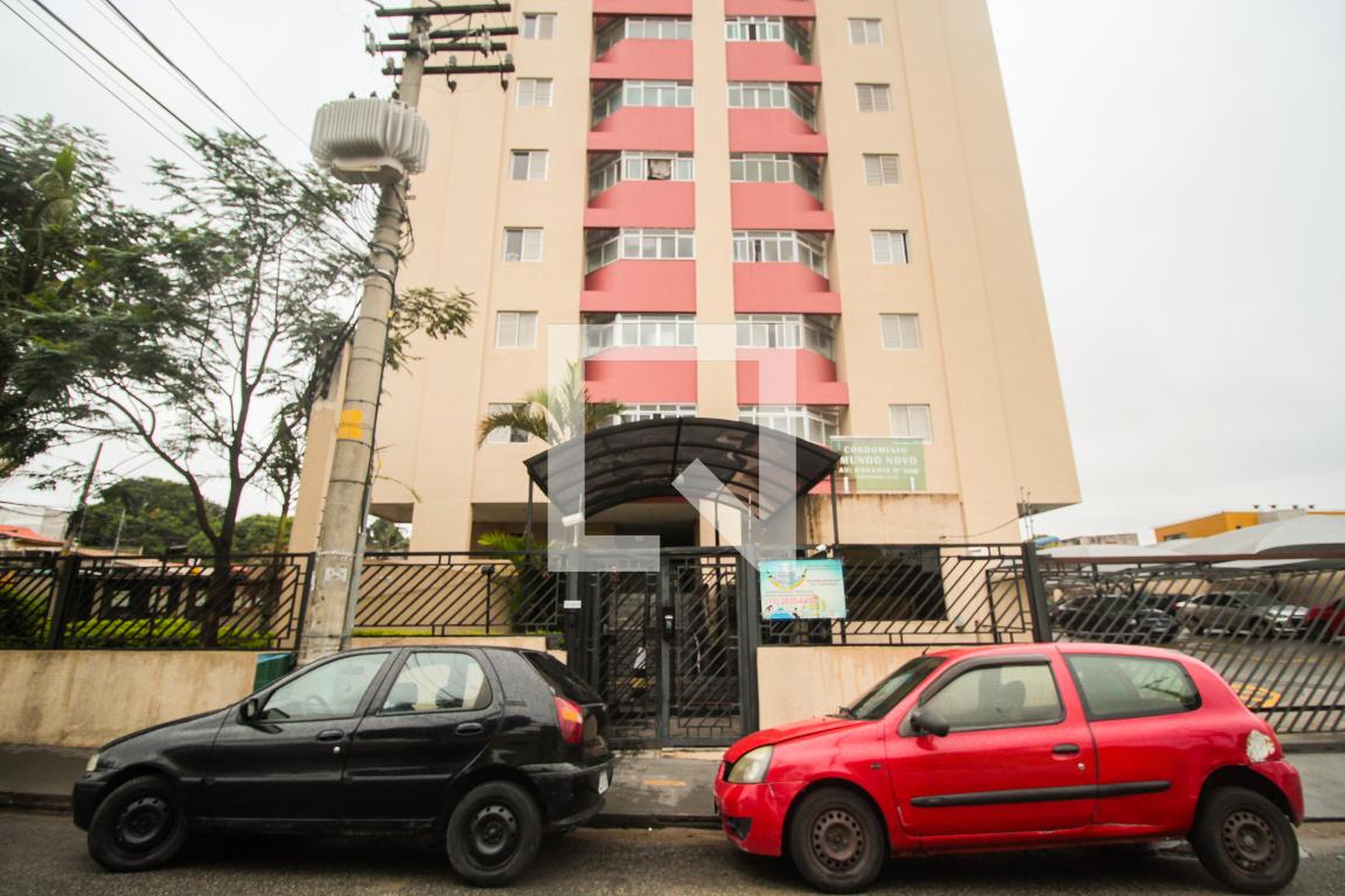 Fachada do Condomínio Condomínio Mundo Novo