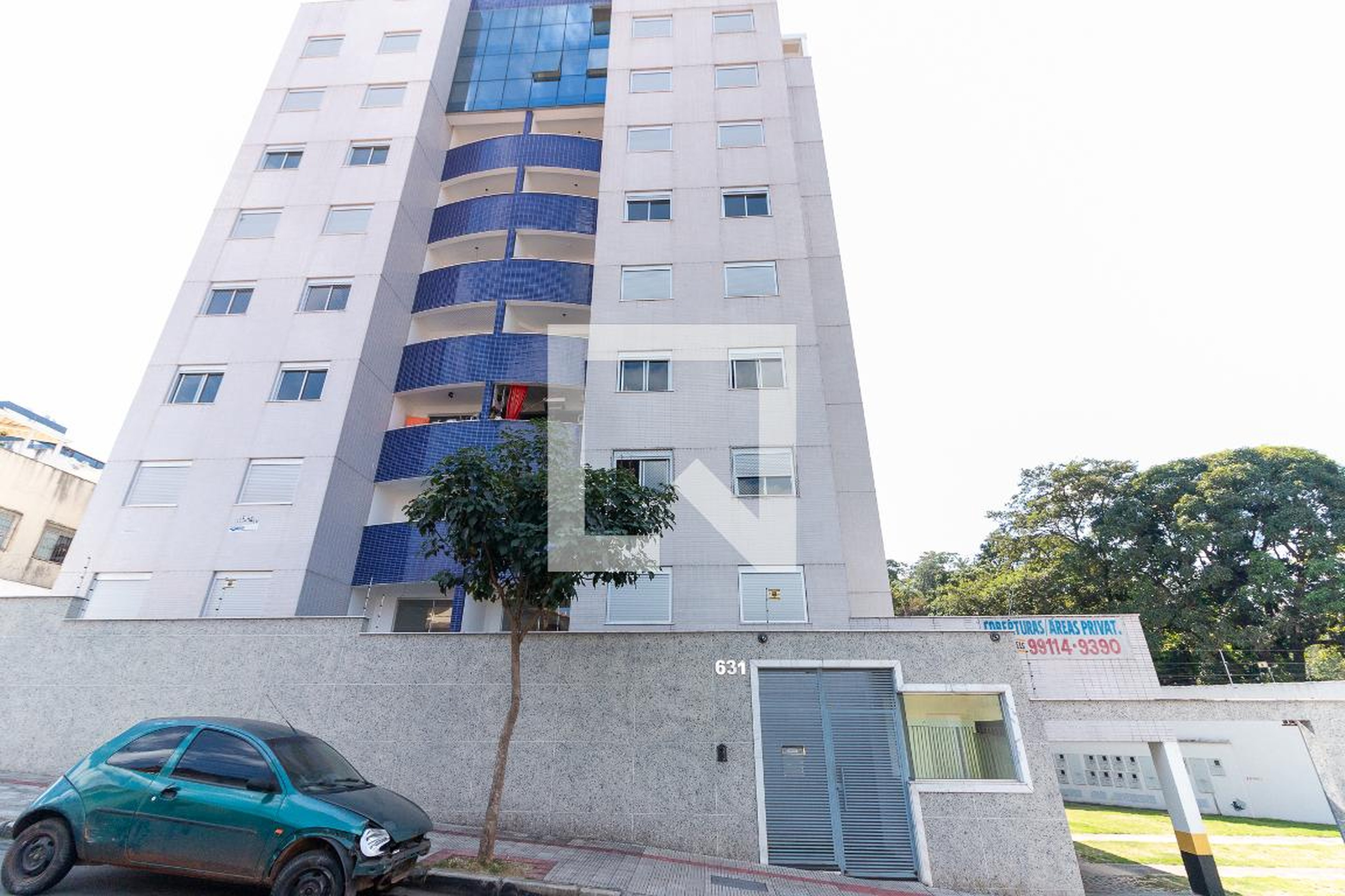 Fachada do Prédio Condomínio em Rua Itambé do Mato Dentro, 631