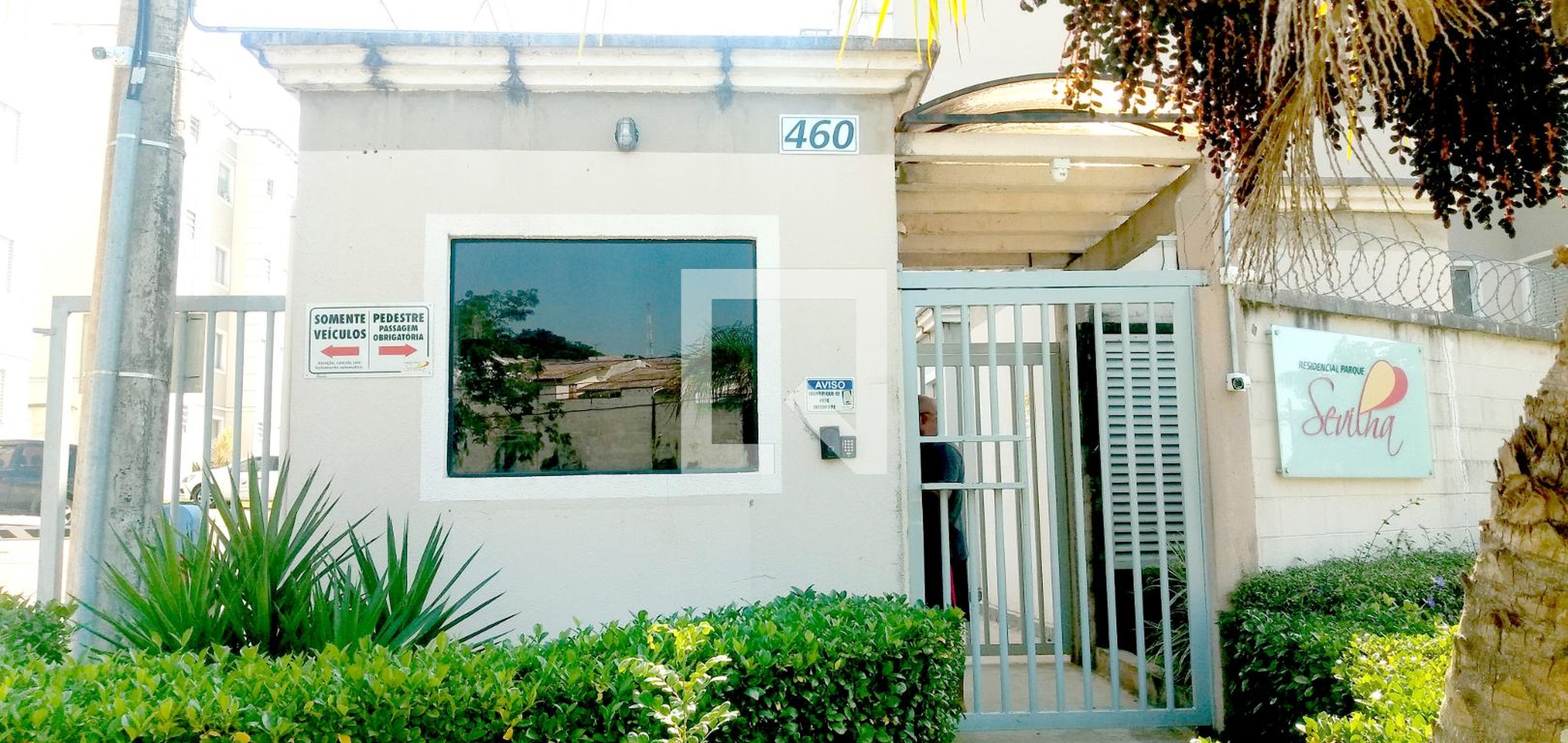 Fachada do Condomínio Condomínio Parque Sevilha