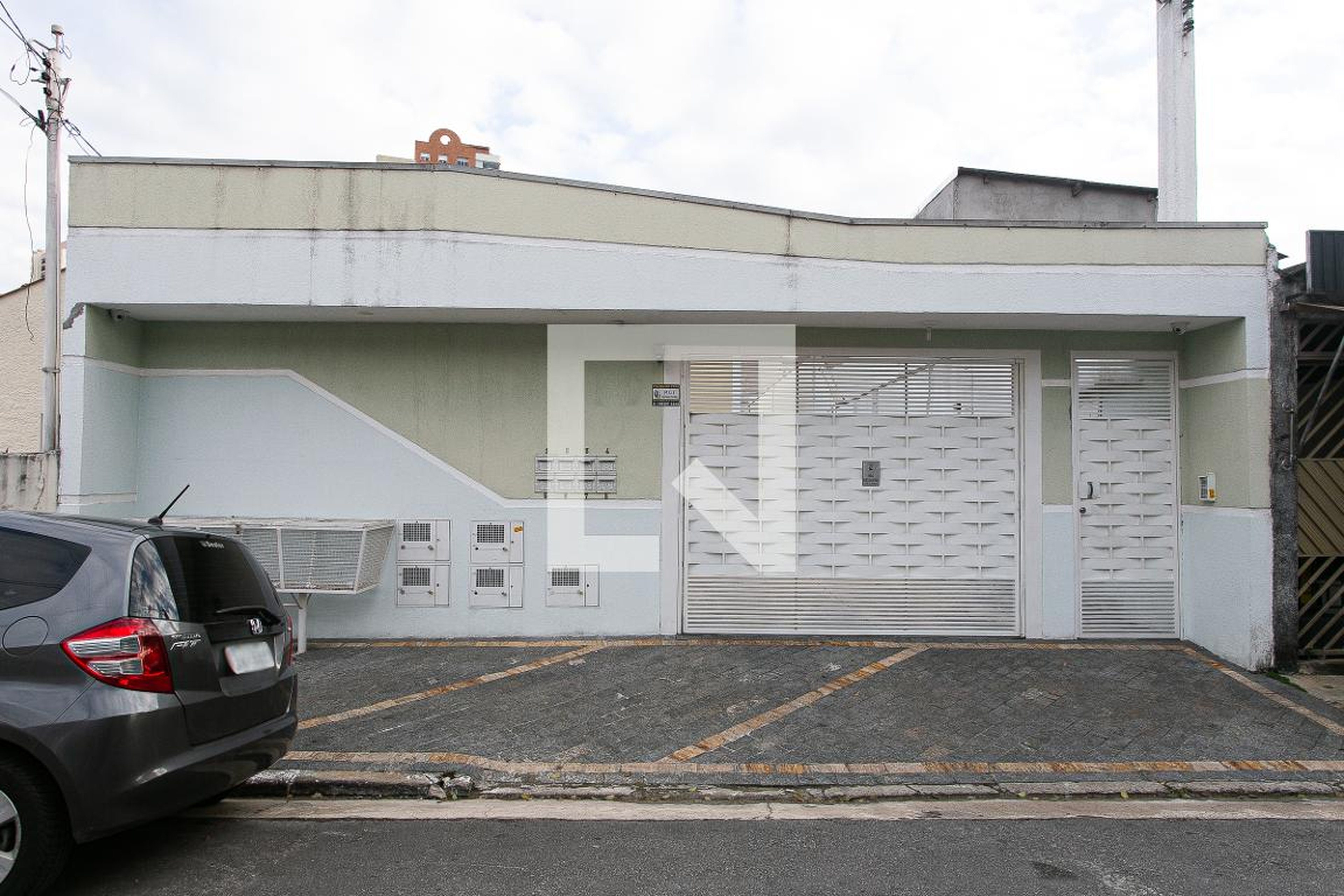 Fachada do Condomínio Condomínio em Rua Ganges, 493