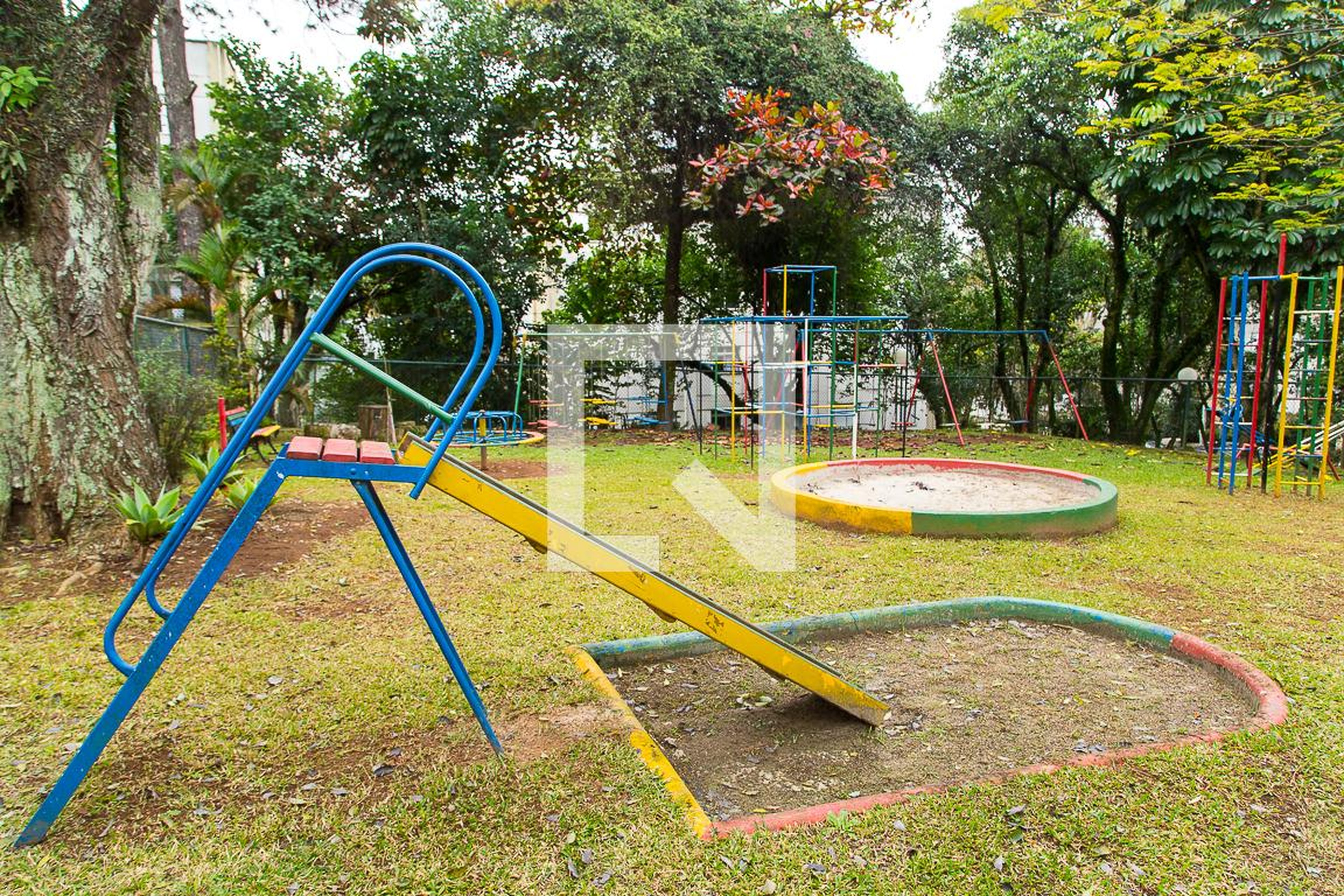 Playground - Engenheiro Armando de Arruda Pereira I