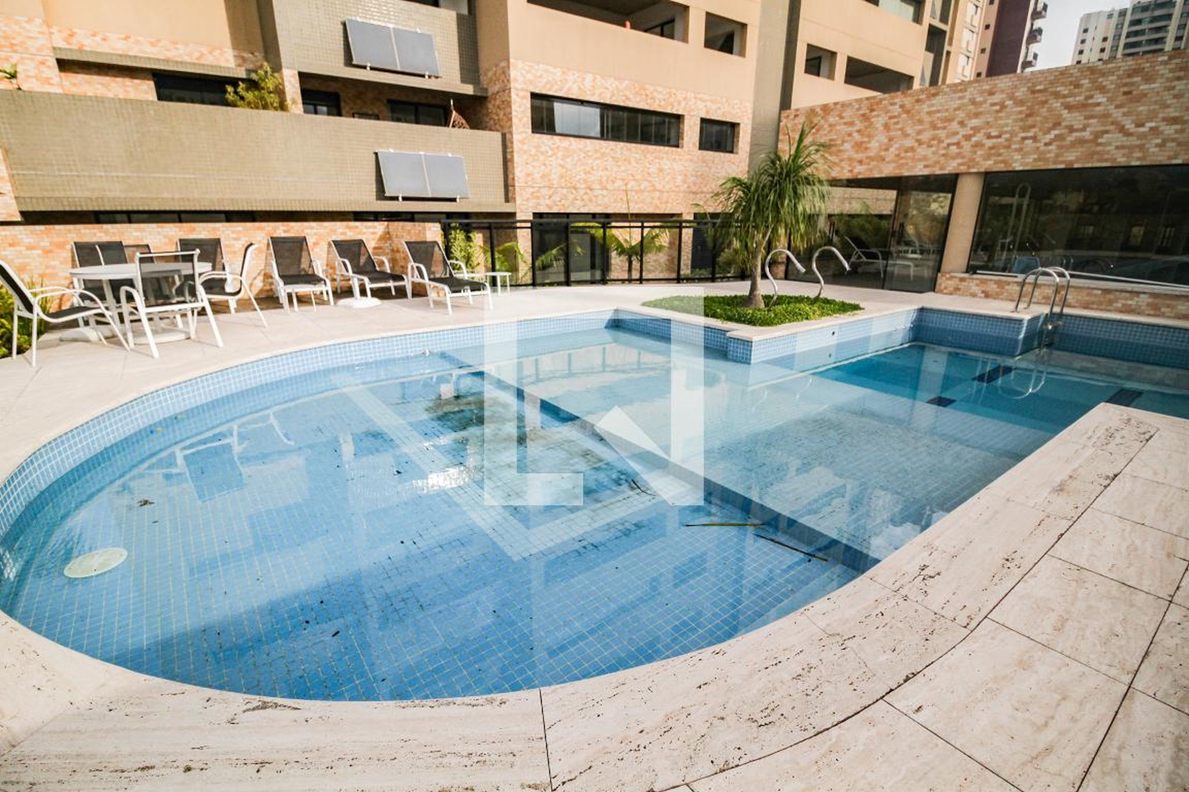 Piscina - Residencial Life Club  Personal
