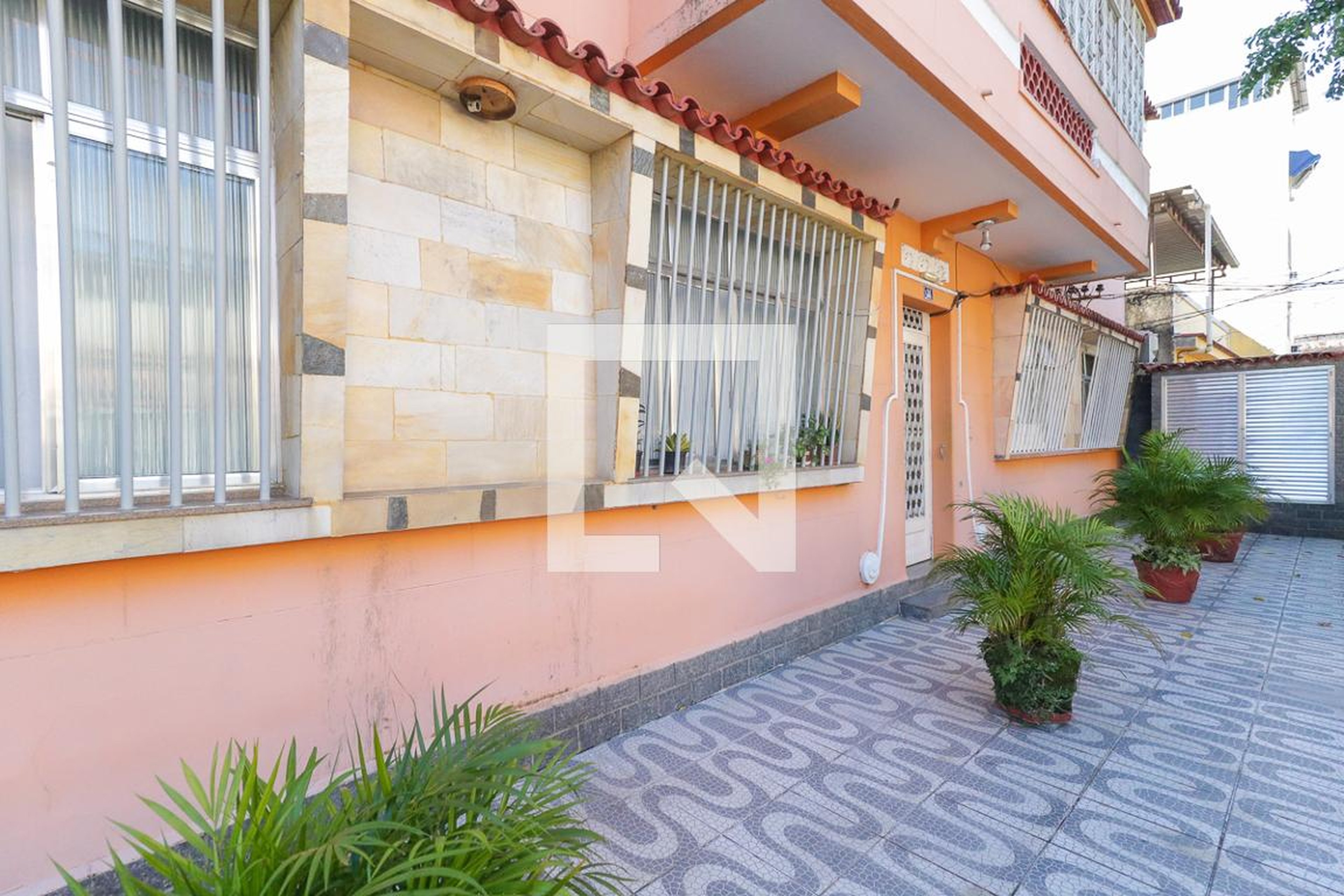 Hall - Frei Romeu Donato, 16