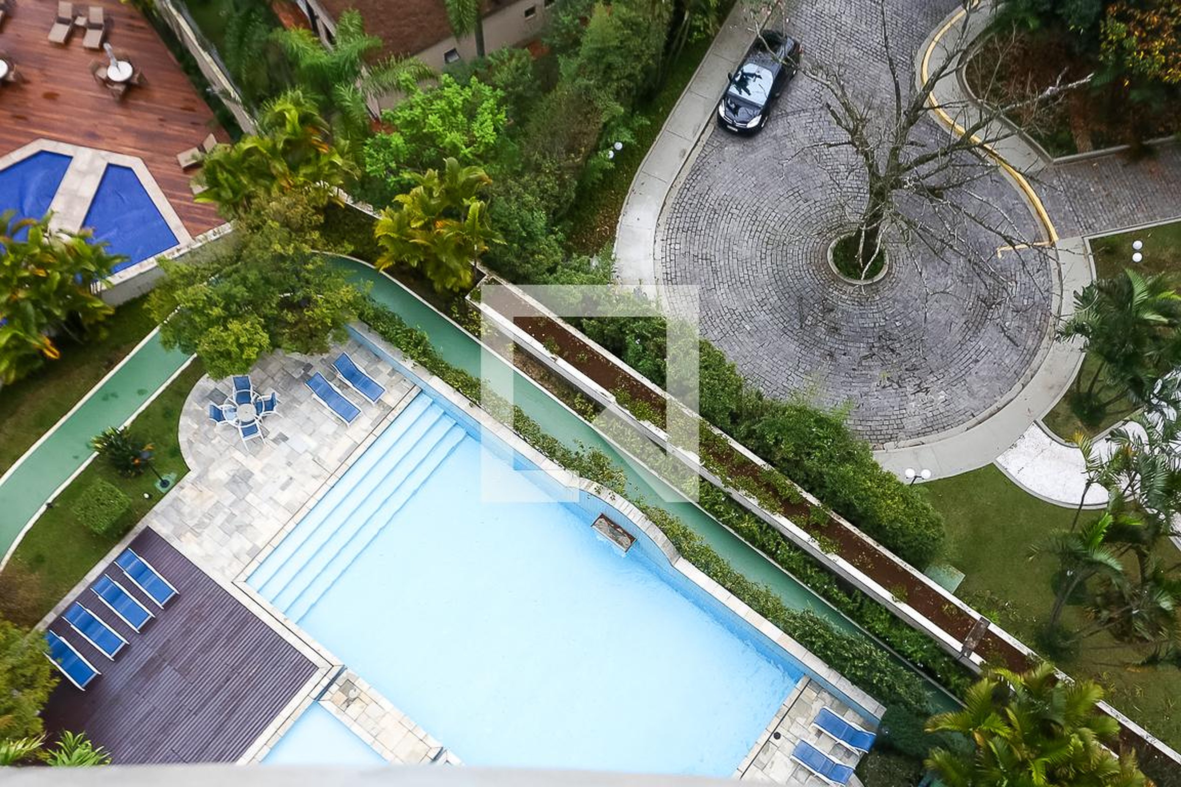 Piscina - Vol D'oiseau