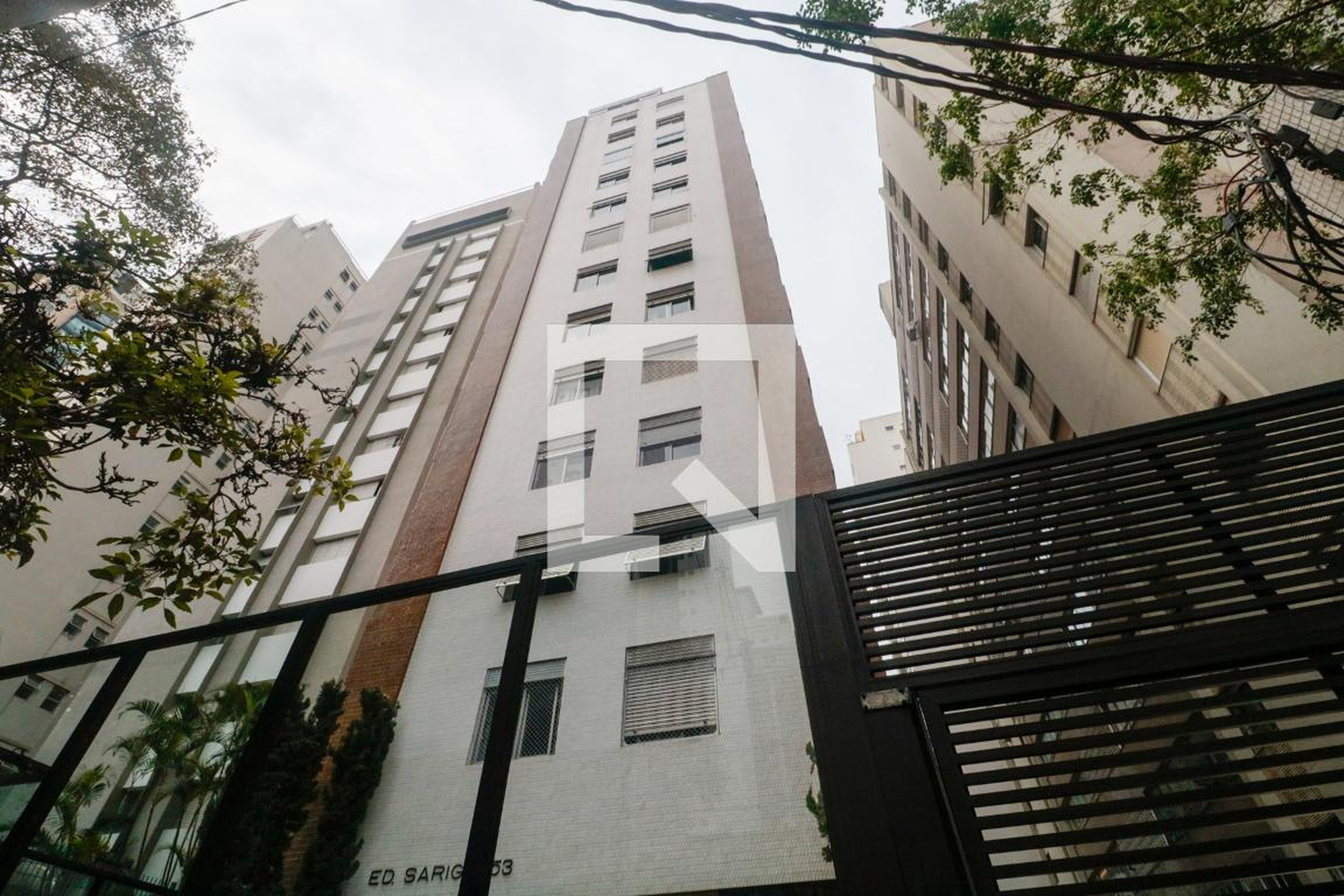 Fachada Edifício Sarigi