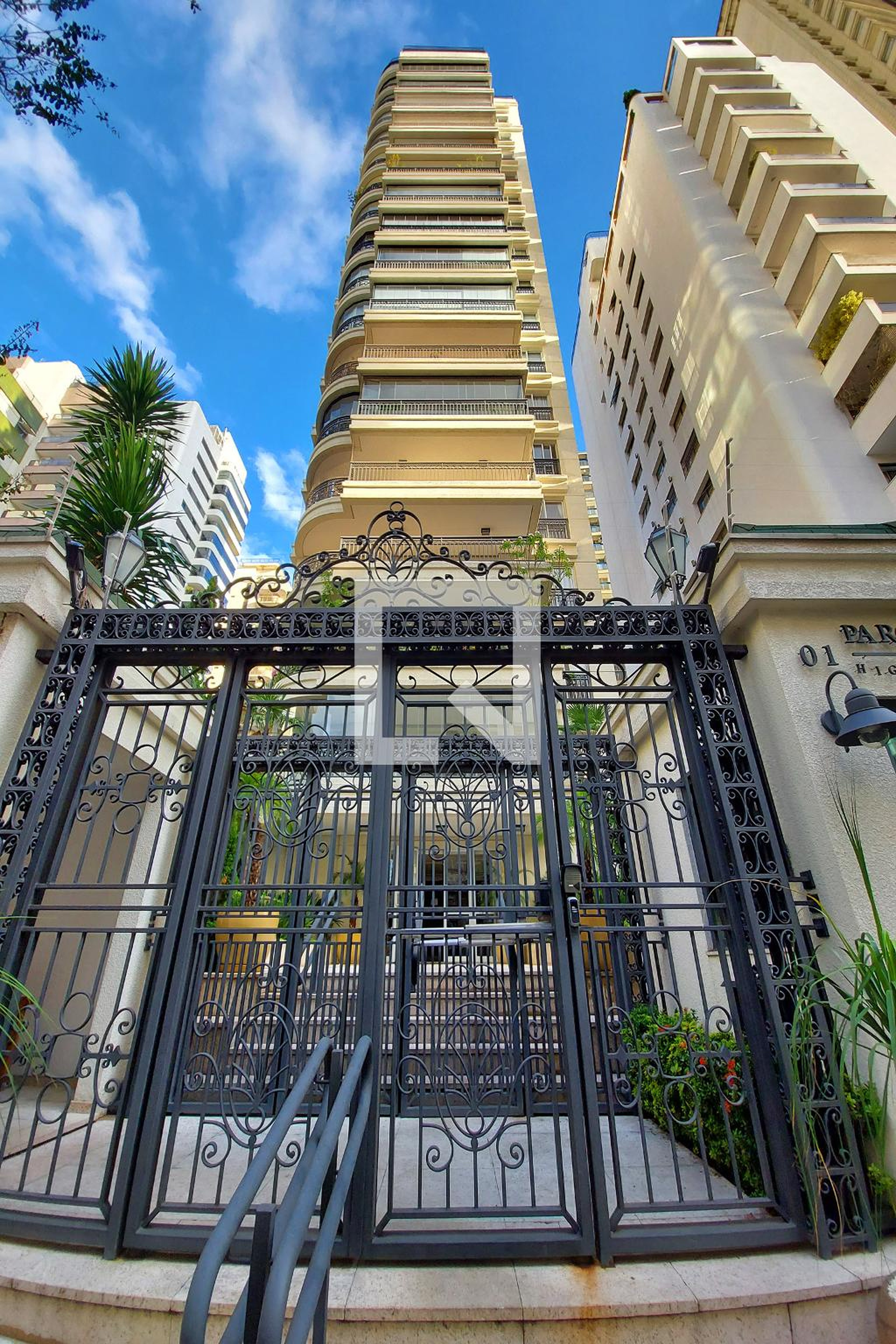 Fachada Condomínio Parc Evian Higienópolis