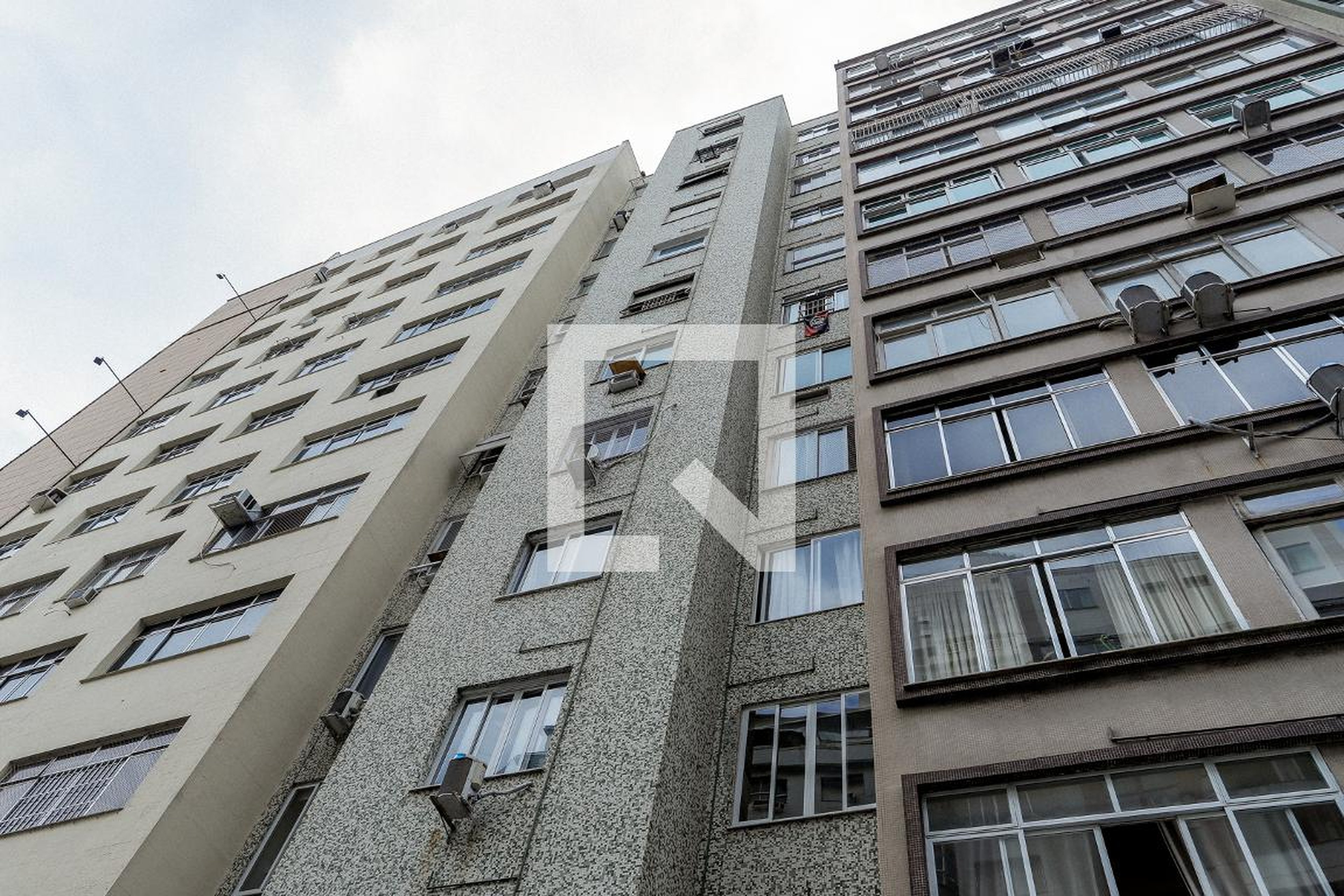 Fachada Condomínio Francisco Leal