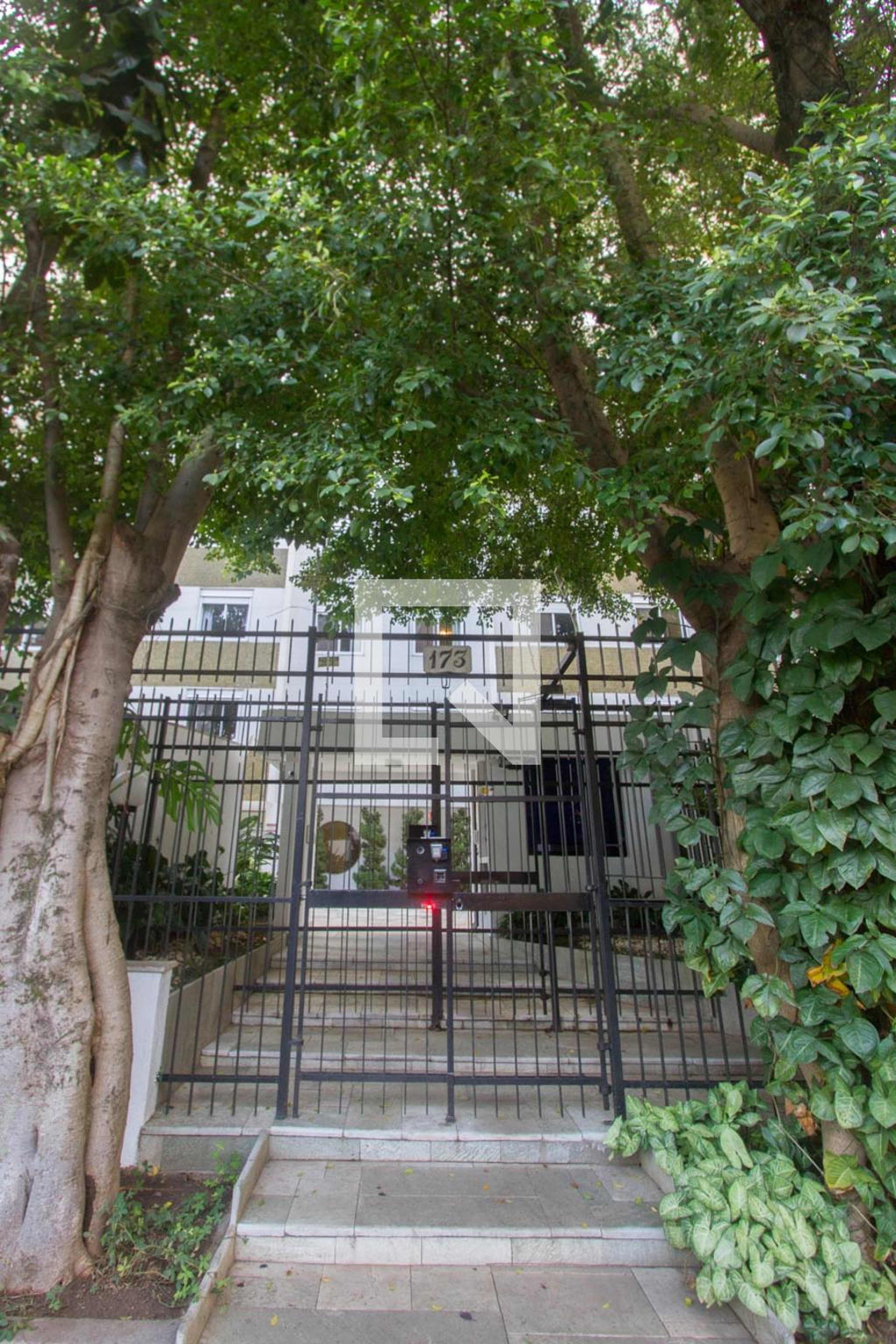 Fachada Condomínio Shelly