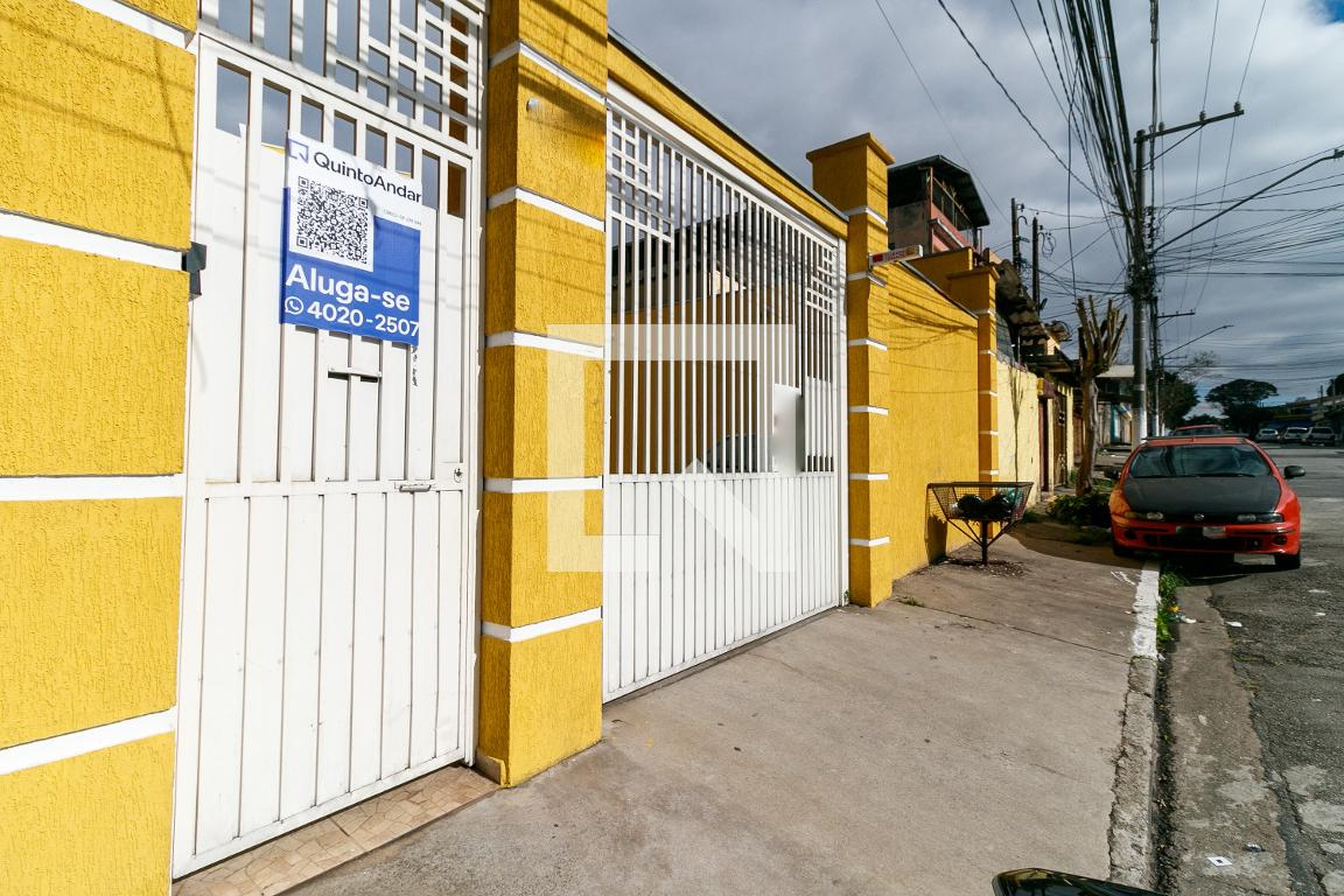 Fachada Condomínio em Rua José Lopes Rodrigues, 840