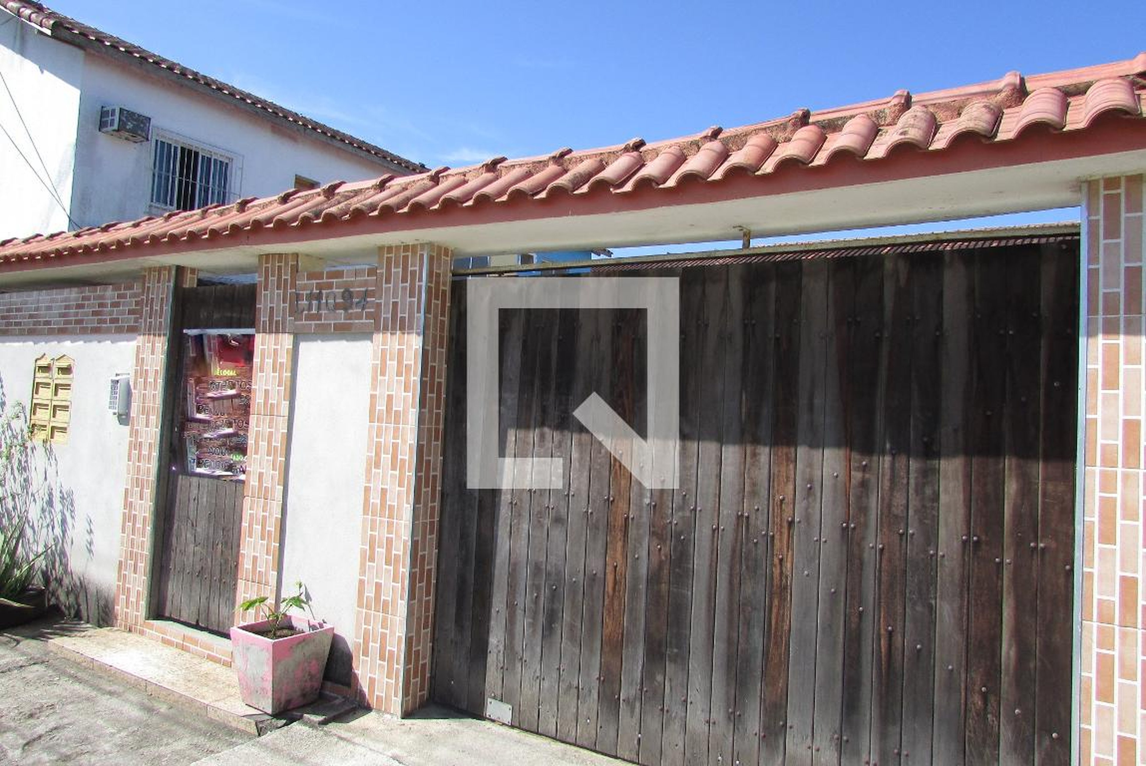 Fachada do Condomínio Condomínio em Avenida Sylvio Moutinho, 11