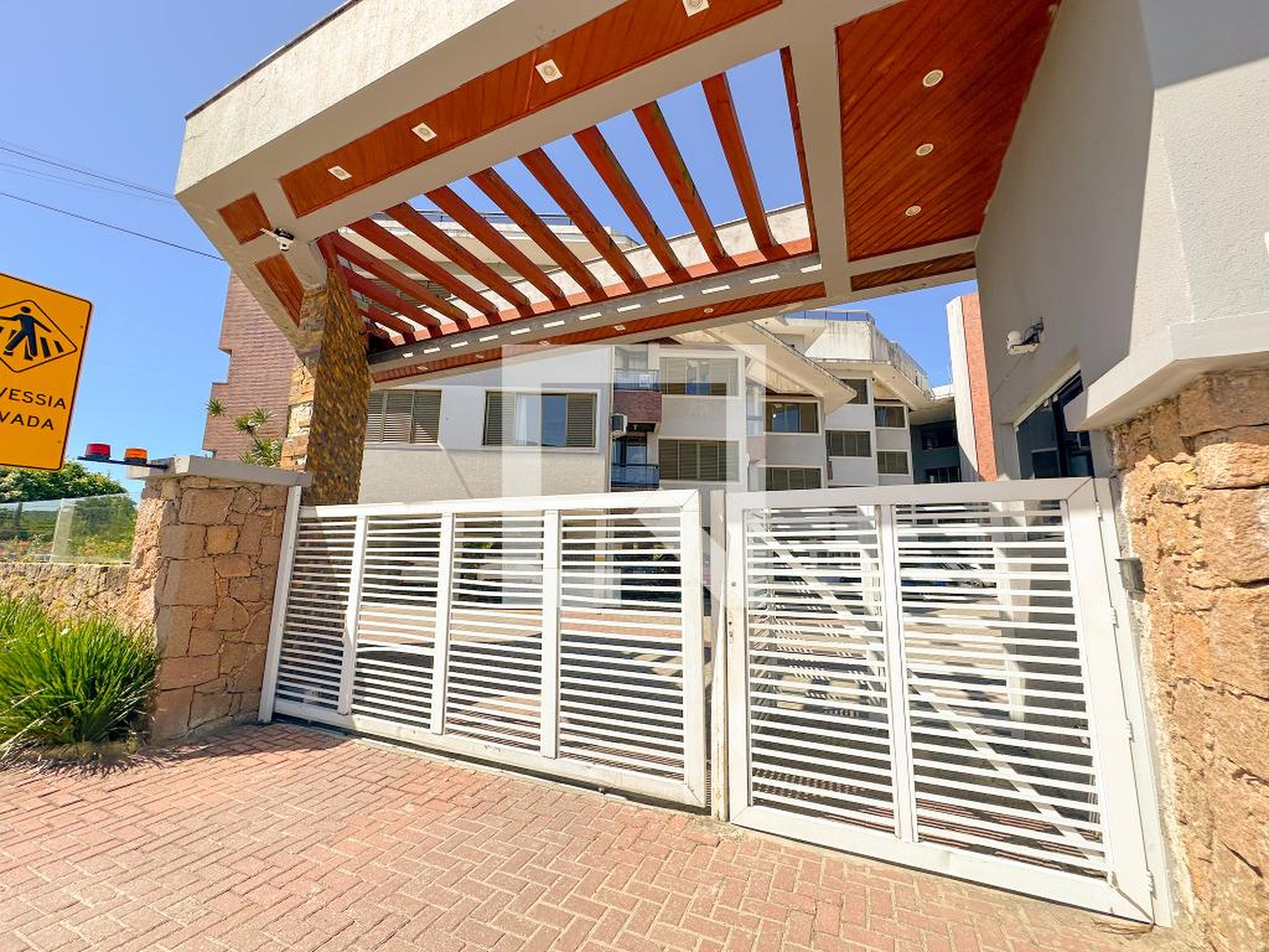 Fachada Residencial Garapuvu