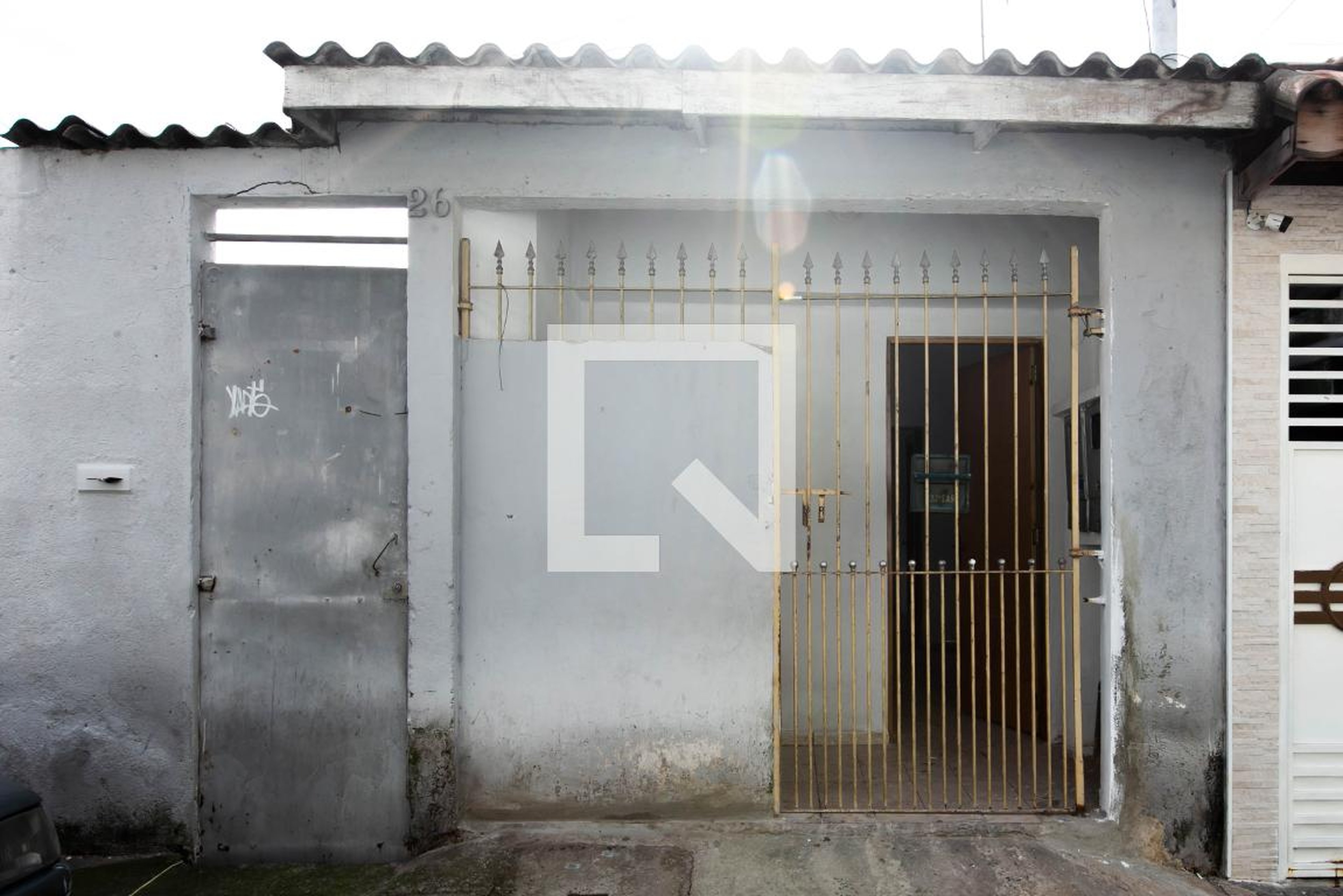 Fachada Condomínio em Travessa Medianeira, 26