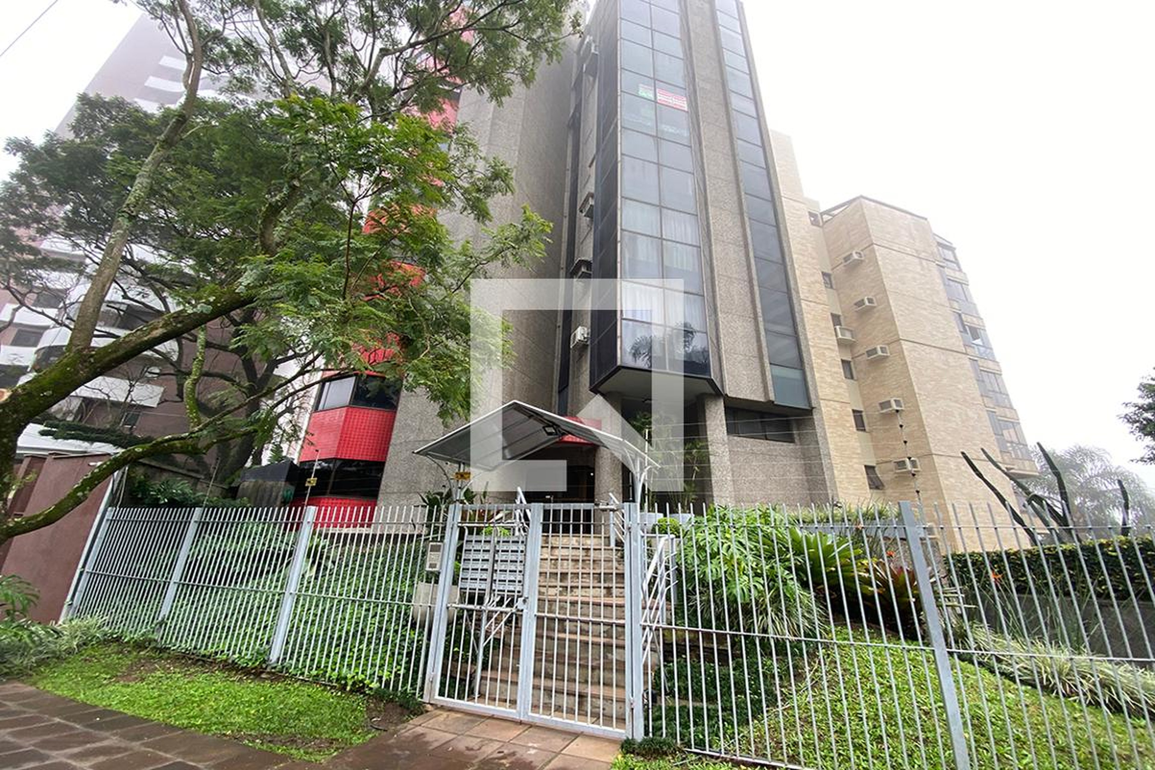 Fachada do Condomínio Condomínio em Avenida Doutor Maurício Cardoso, 1399