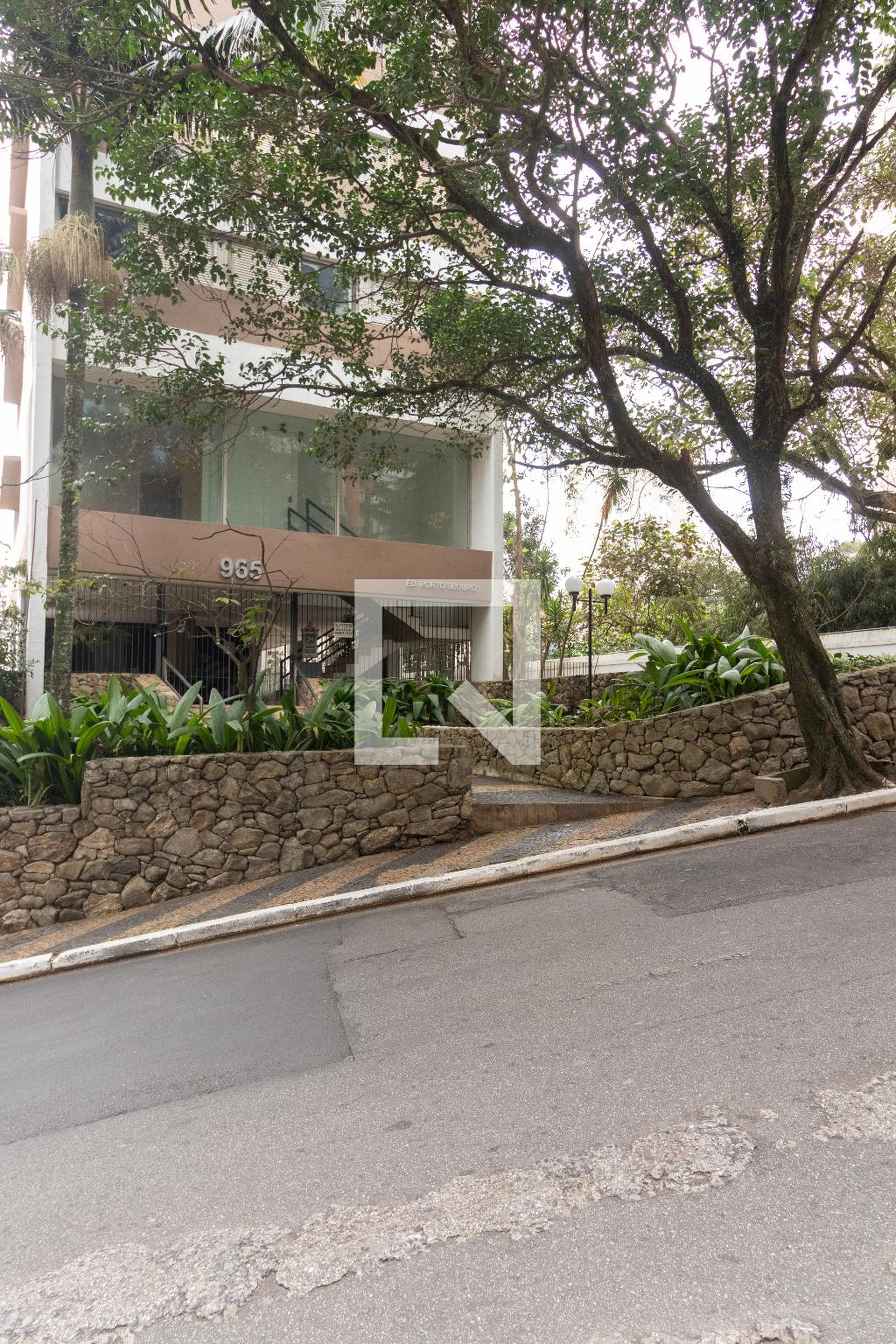 Fachada do Prédio Condomínio Porto Seguro