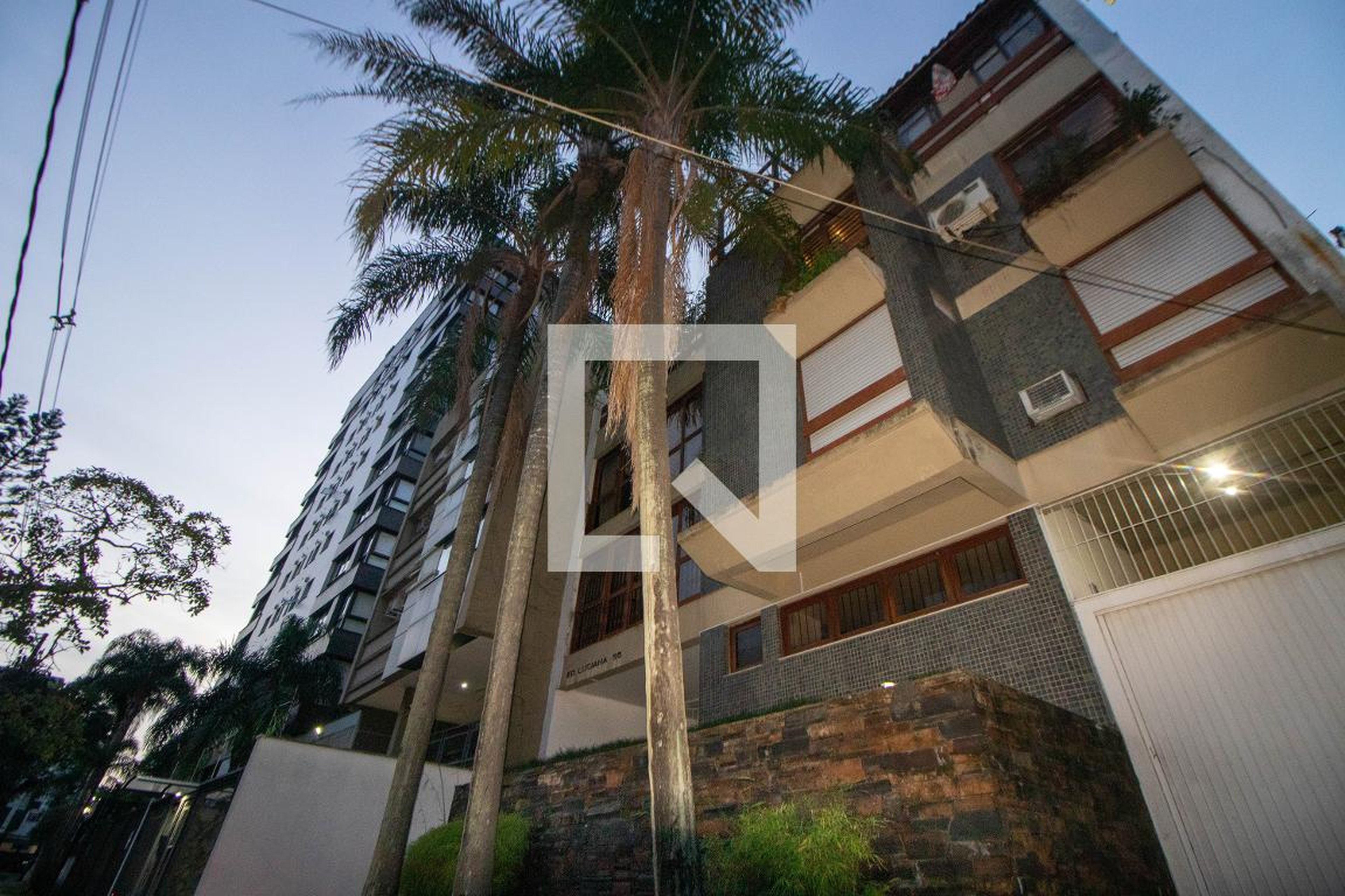 Fachada Condomínio em Rua Jaraguá, 46