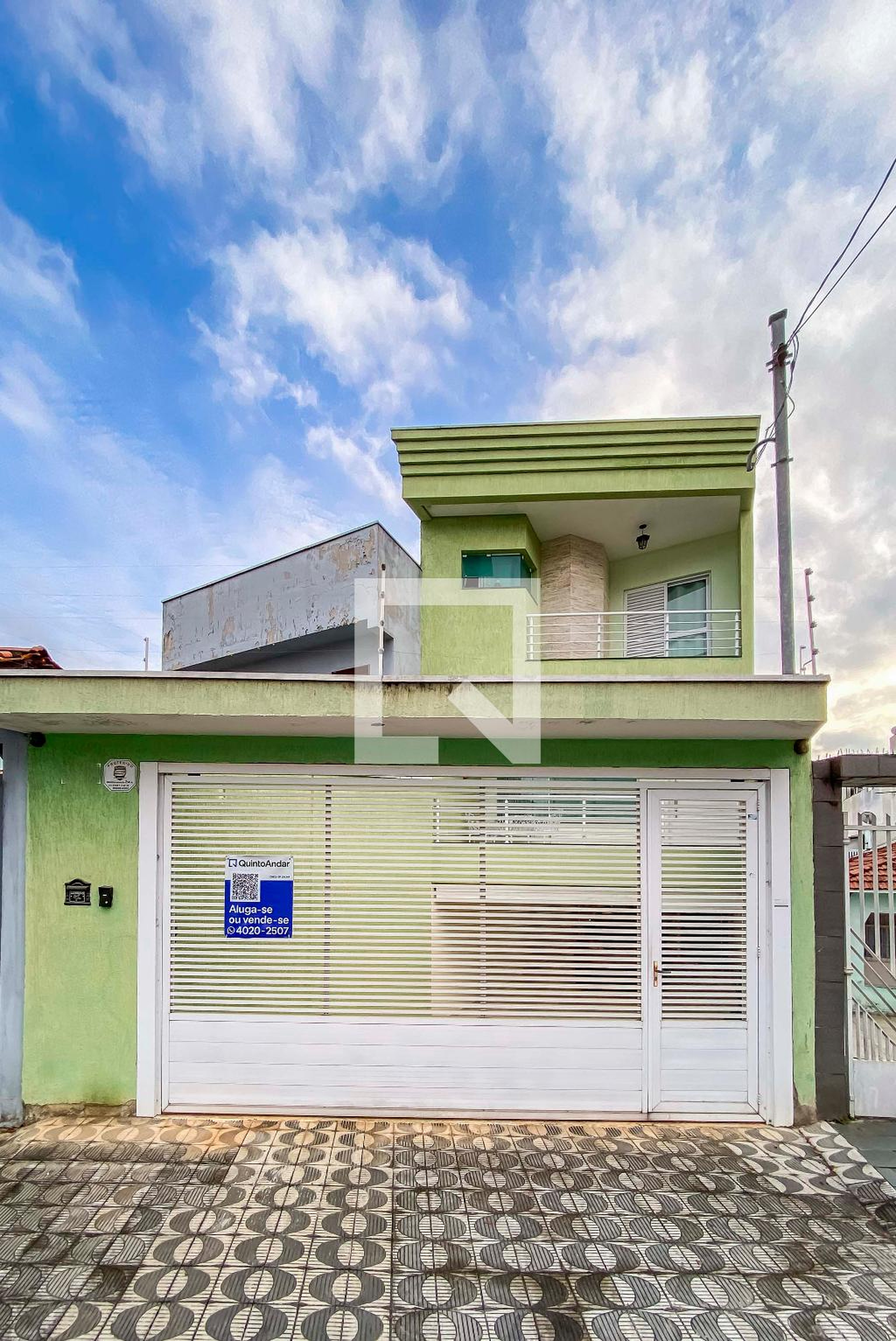 Fachada Condomínio em Rua Apiaí, 731