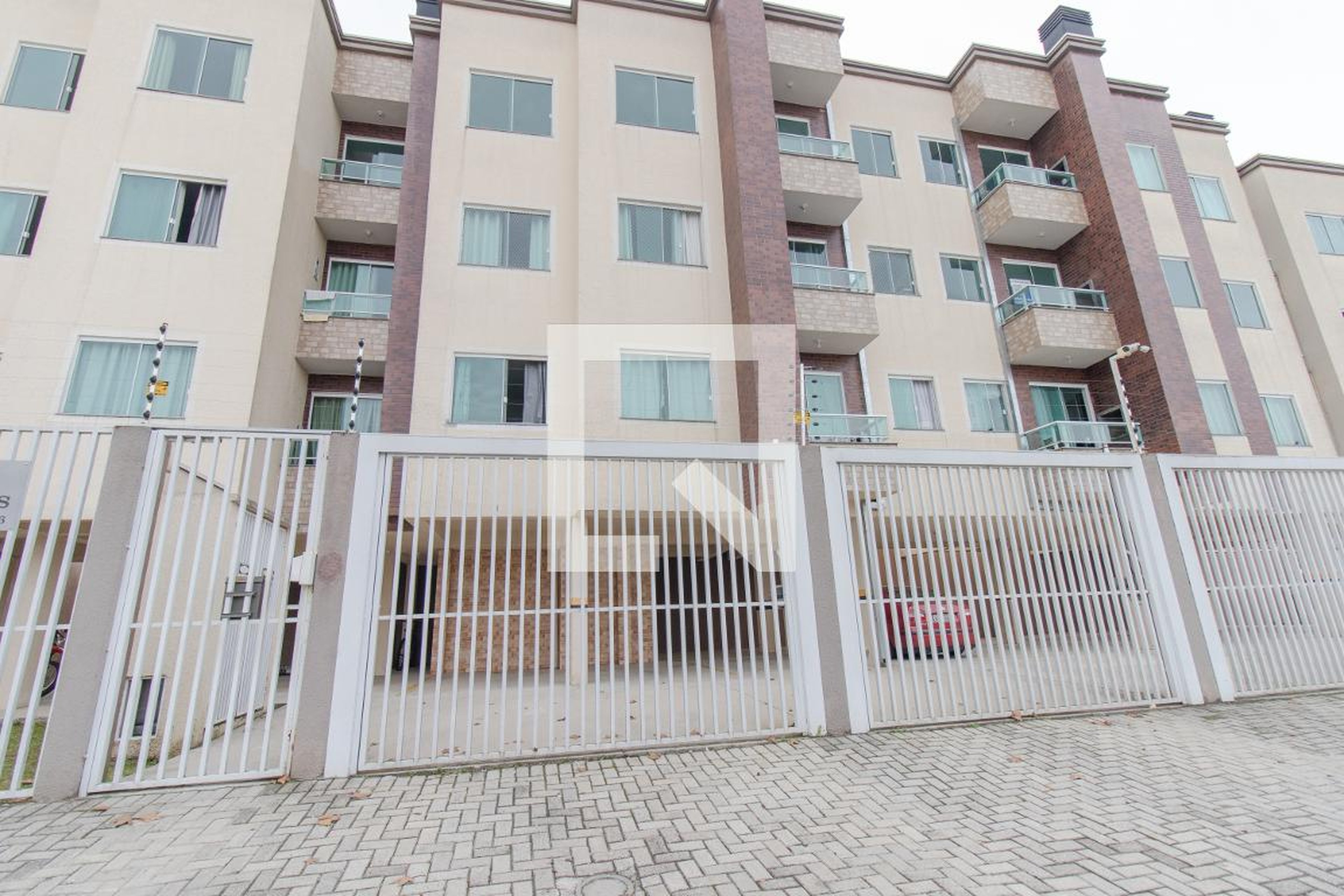 Fachada do Condomínio Condomínio em Rua Tiradentes, 520