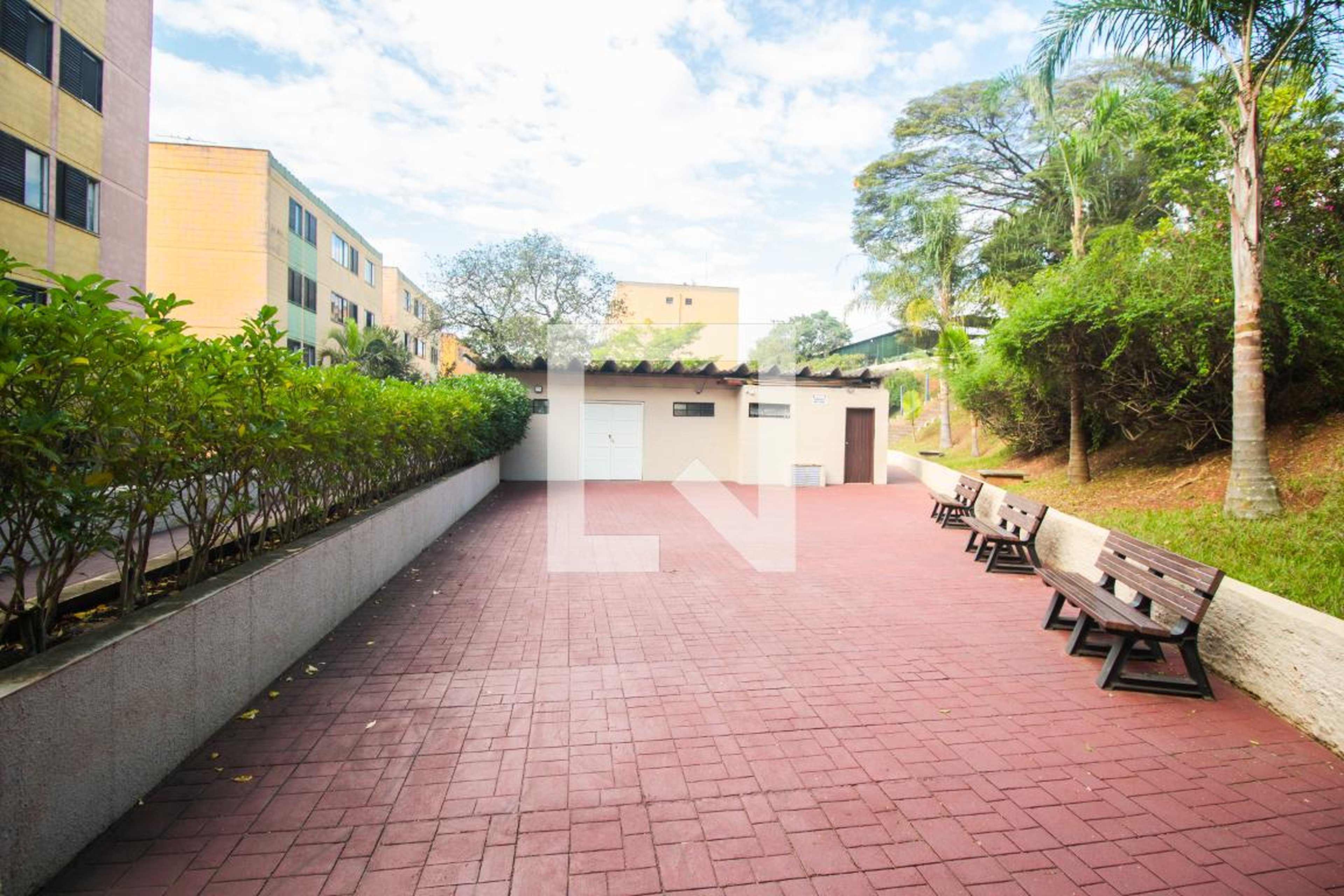 Área Externa - Conjunto Habitacional Alamandas