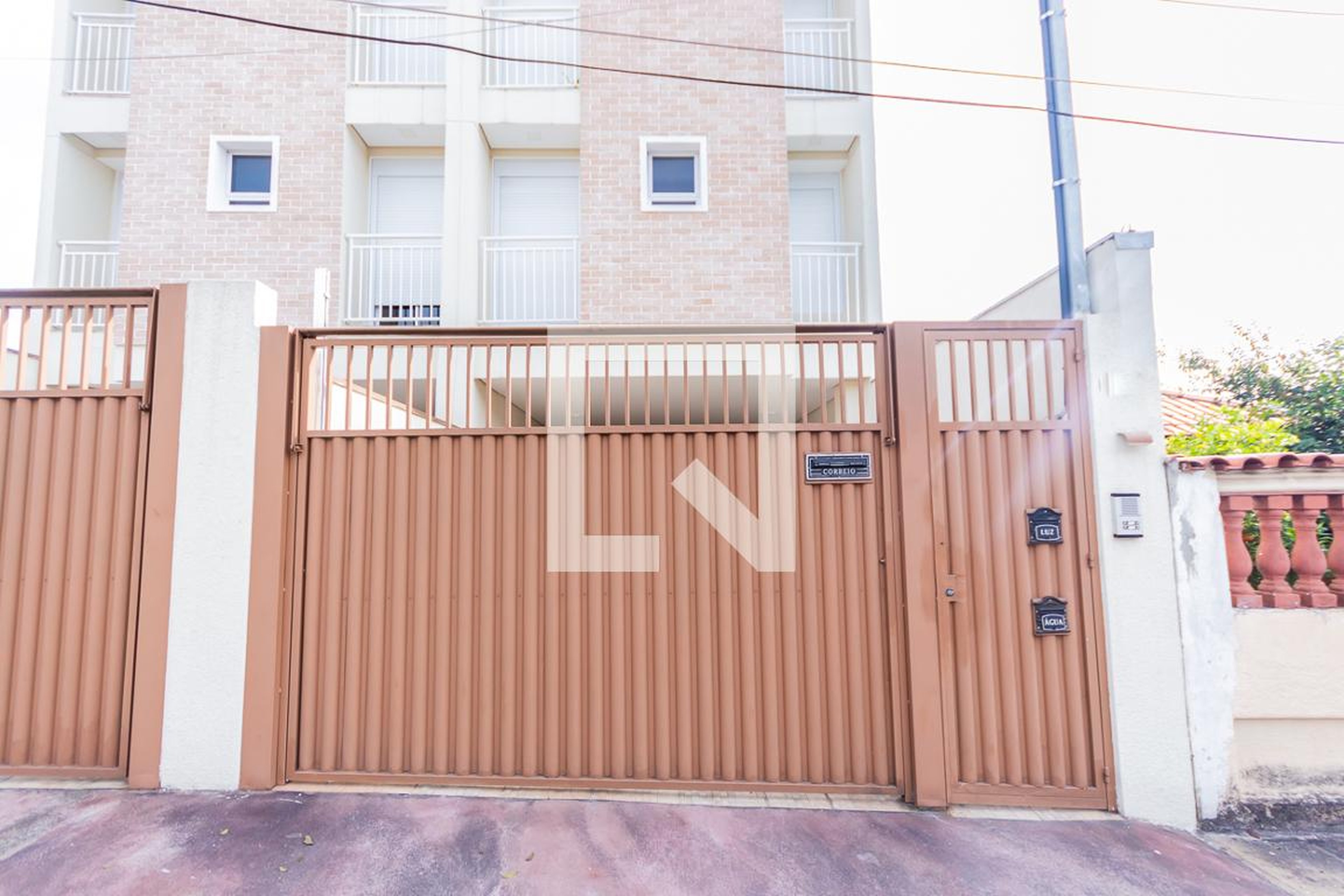 Fachada Condomínio em R. Croácia, 350