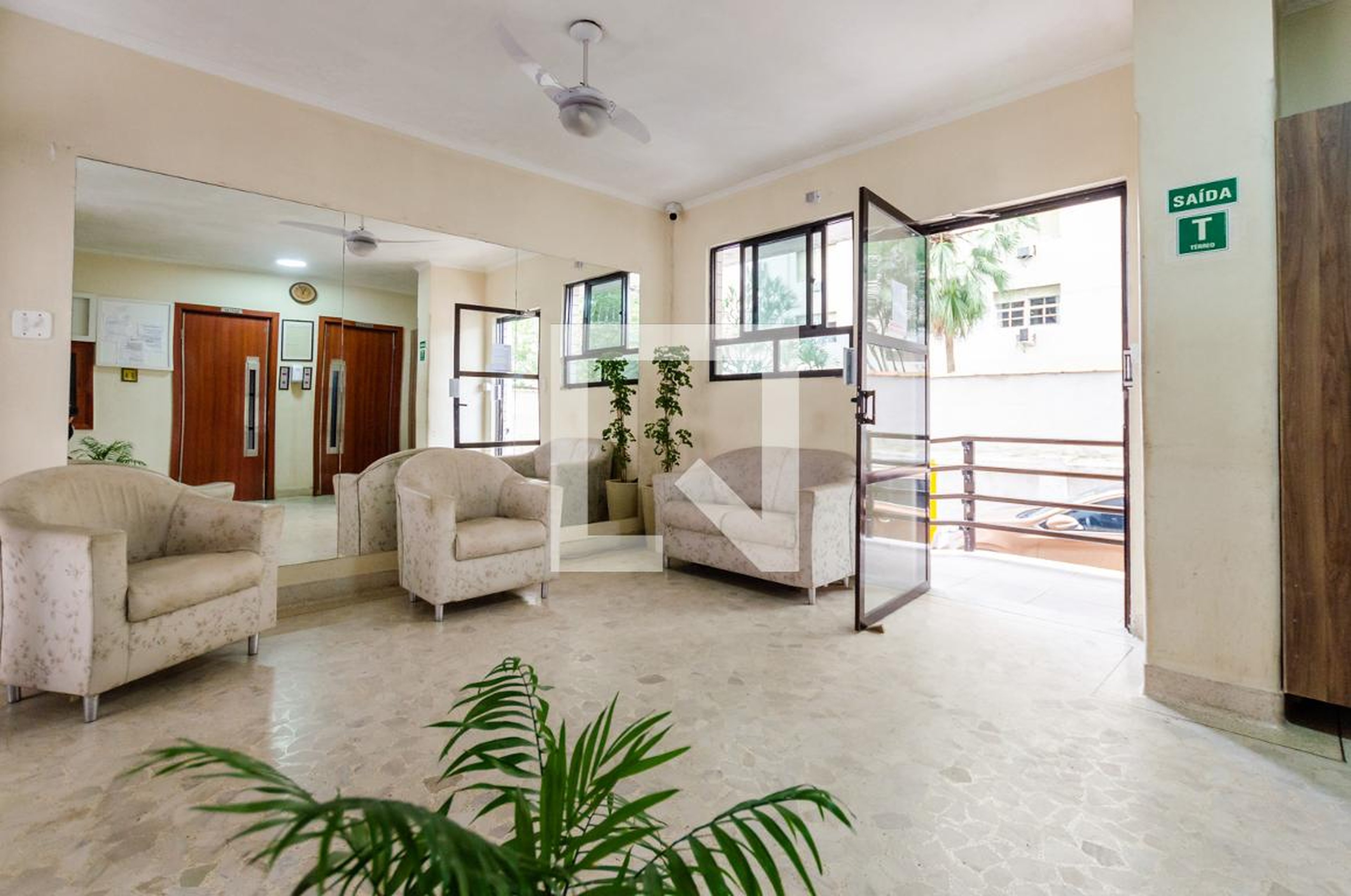 Hall de entrada - null