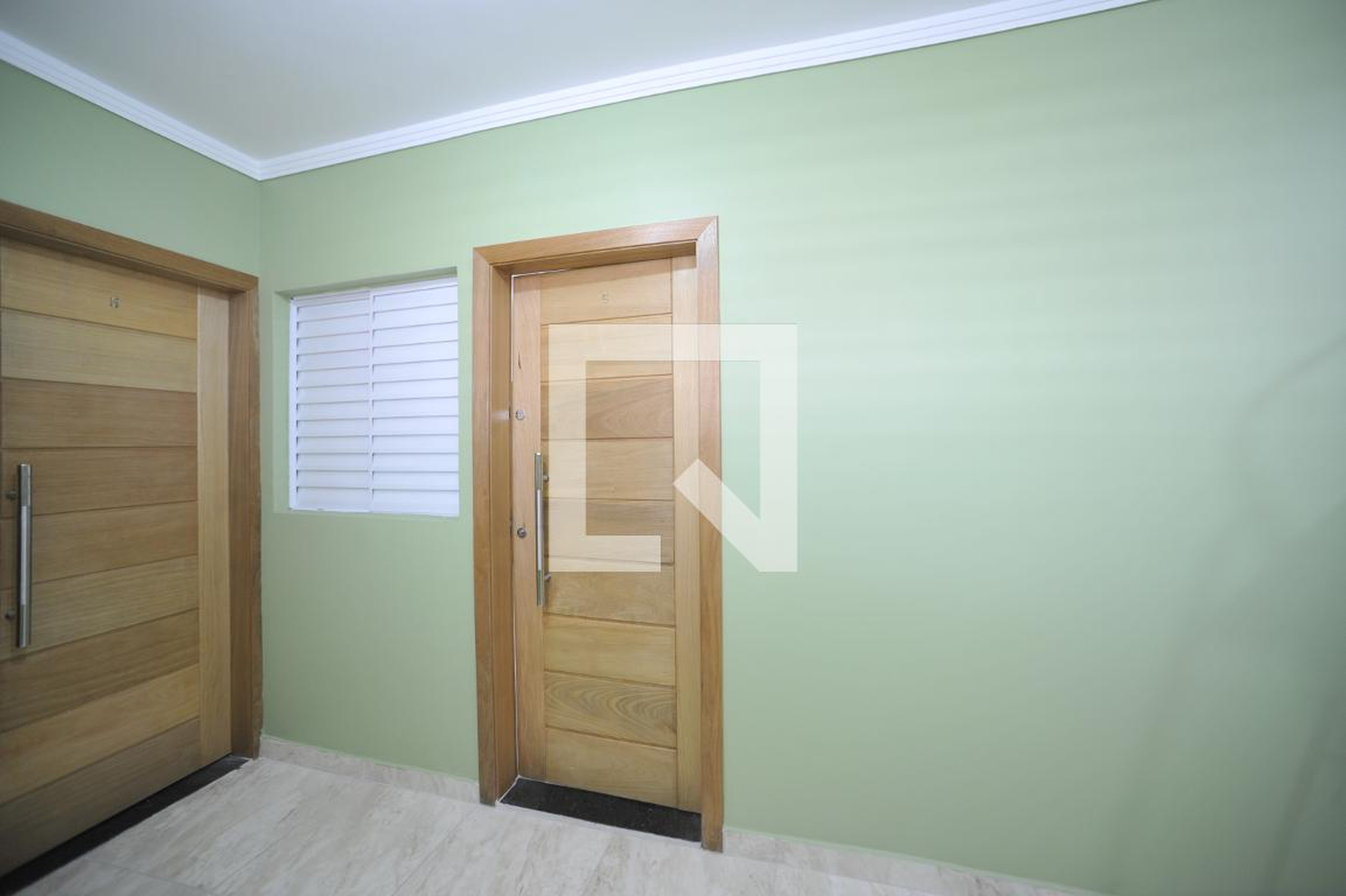 Fachada Condomínio em Rua Serra de Botucatu, 1784