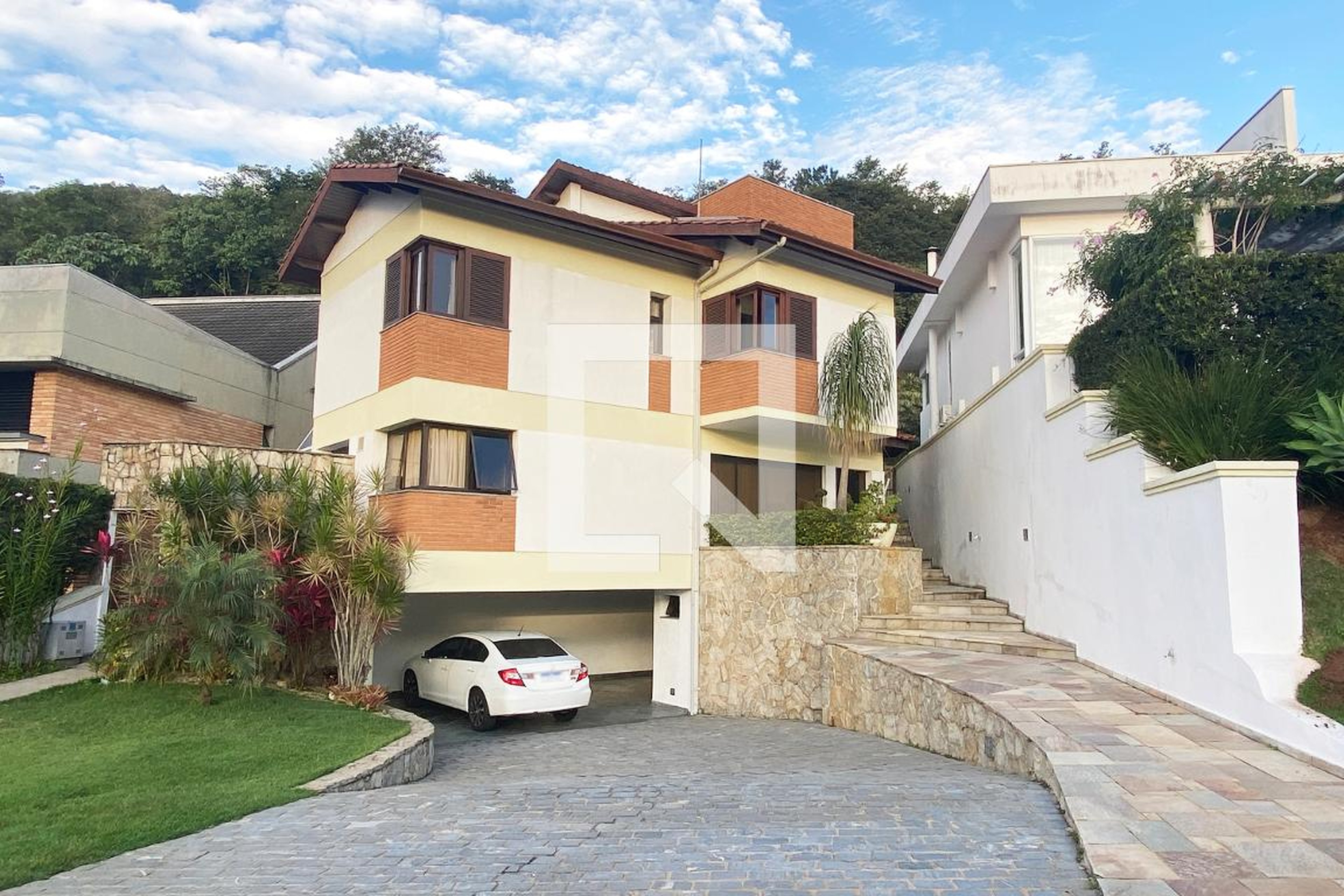 Fachada Condomínio em Alameda Maracatins, 140